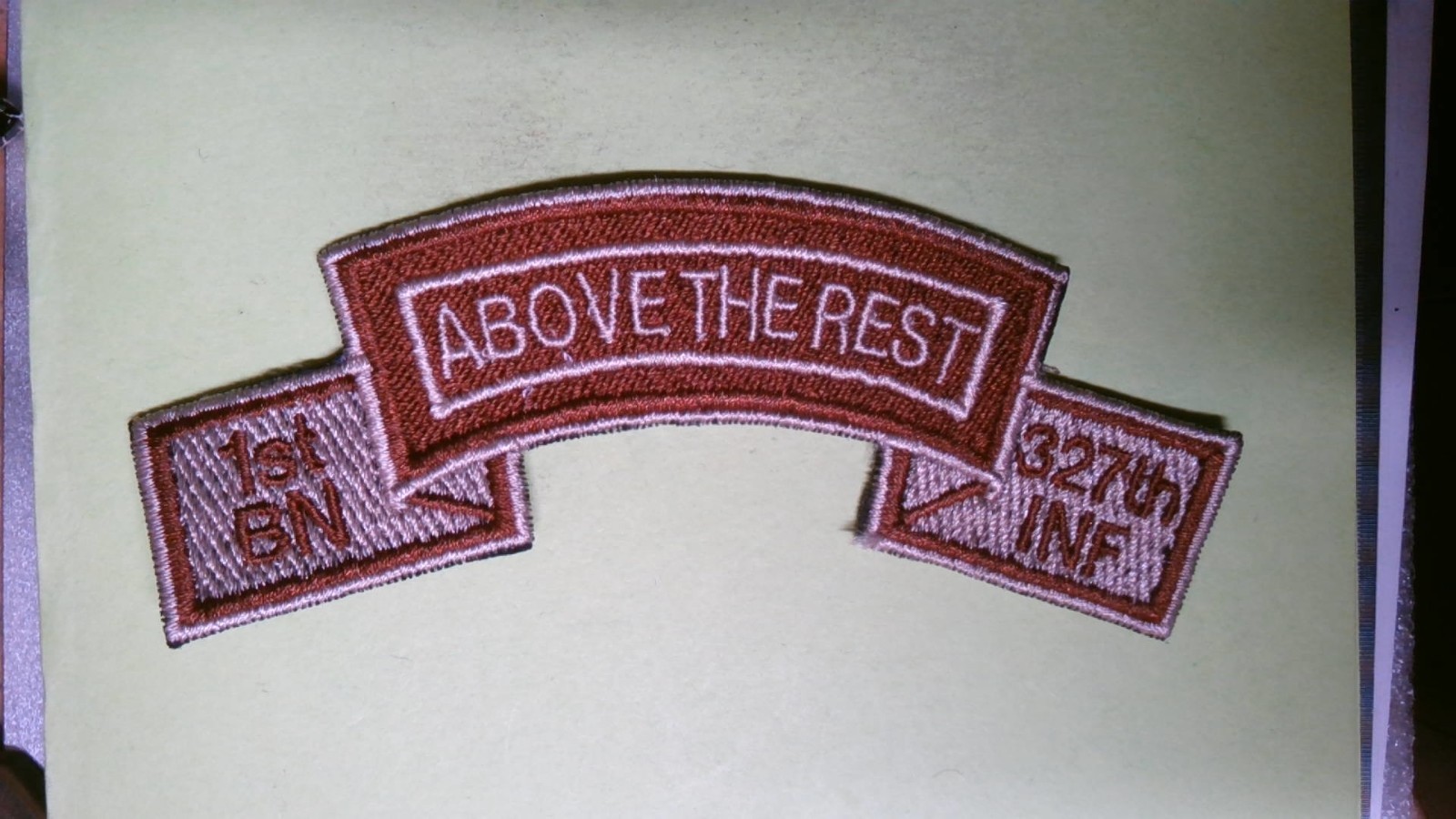 MILITARY PATCH SEW ON DESERT US ARMY SCROLL TAB 1ST BN 327TH INFANTRY ABOVE REST