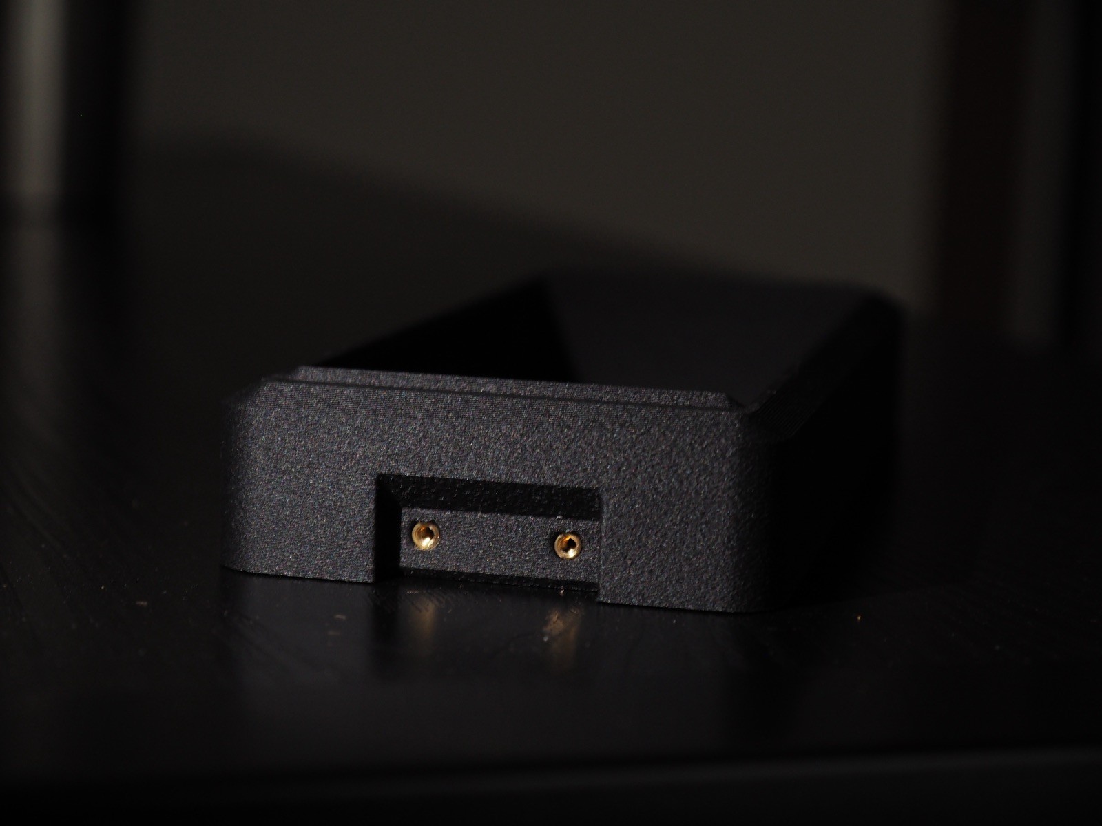 Helix Director Flat Mounting Kit - Surface Mount Enclosure