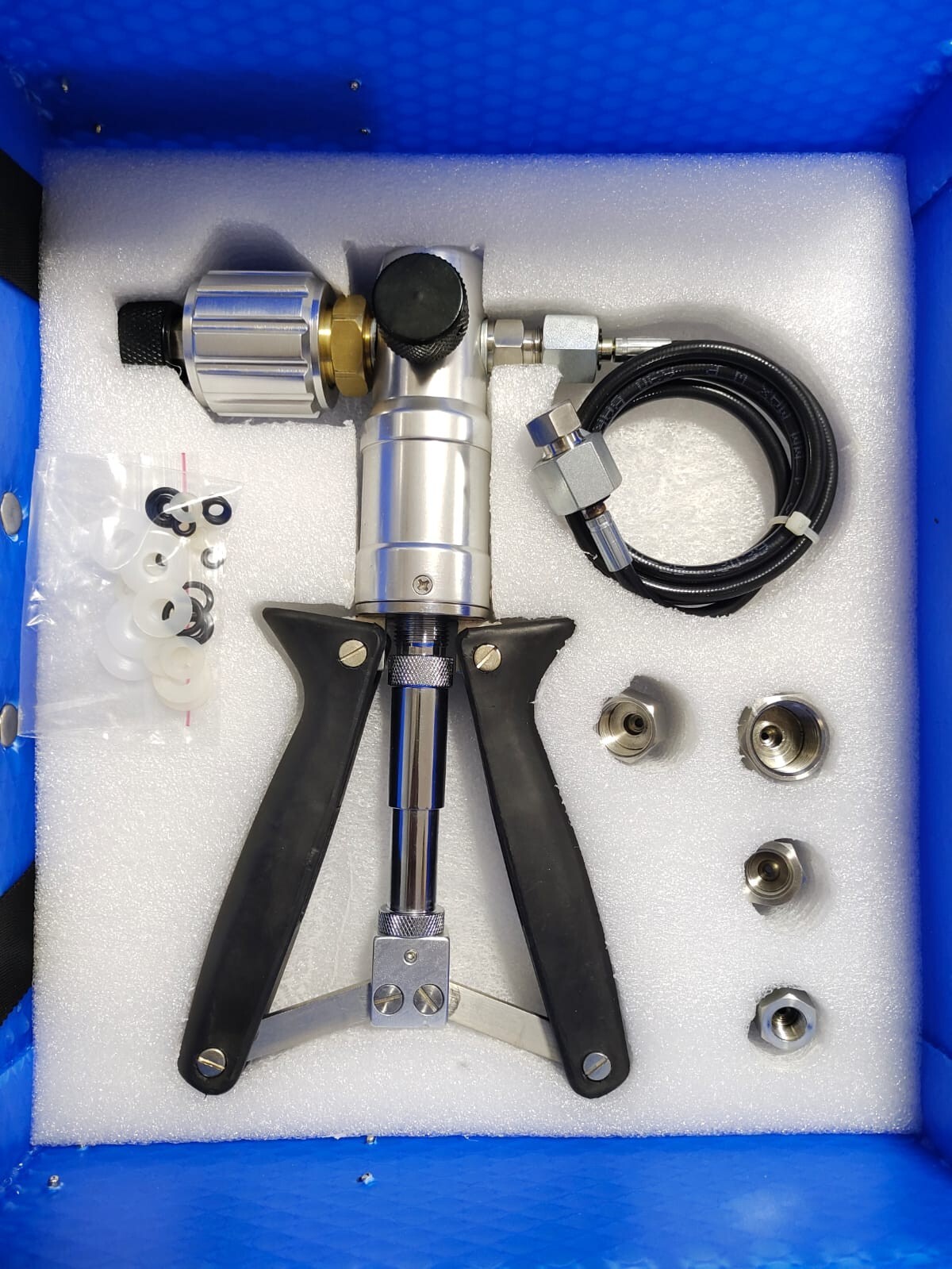 Japsin Instrumentation Handheld Vacuum Cum Pressure Calibrator Model JI-VP-115