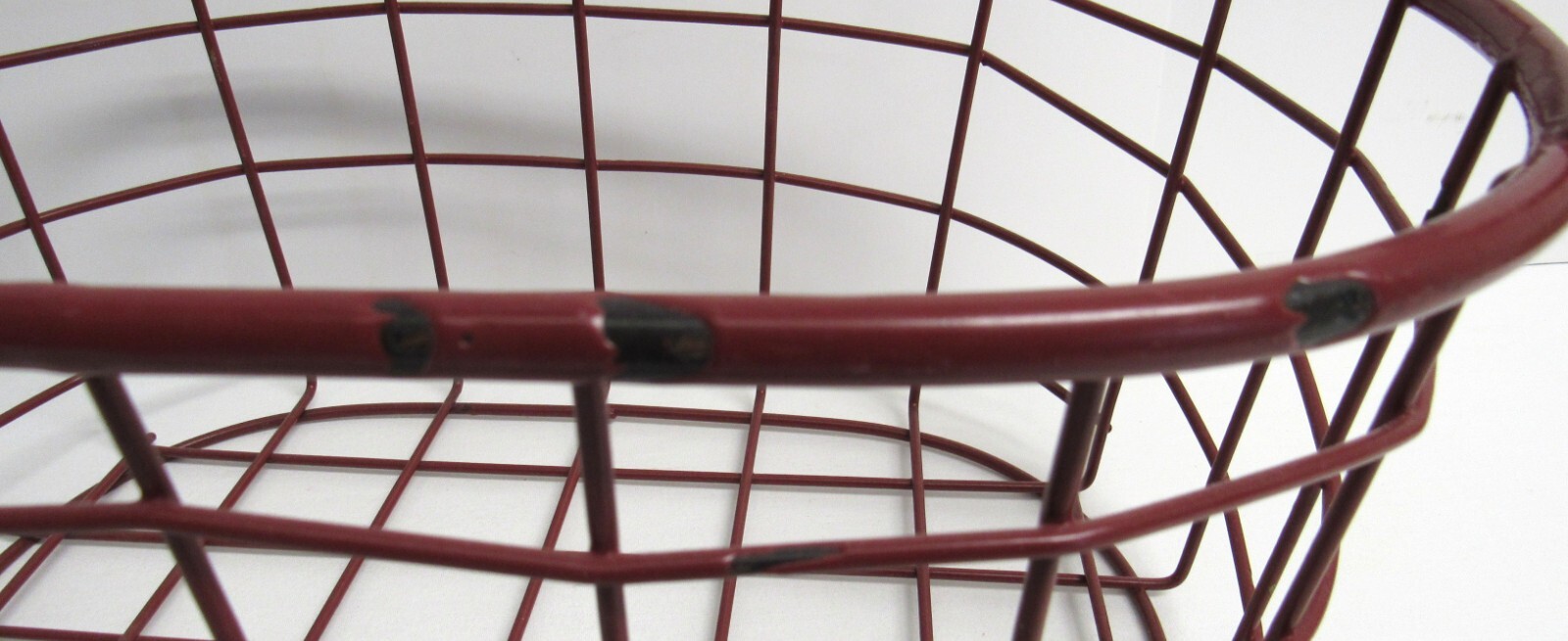 Large Wire Farmhouse Kitchen Basket - Distressed Look - EUC
