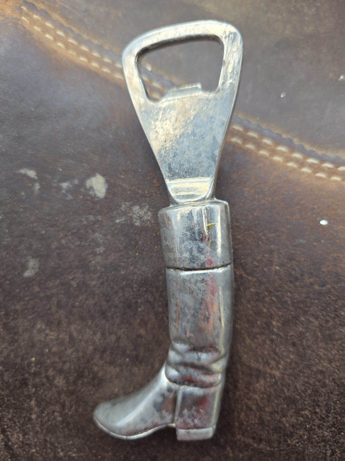 VINTAGE EQUESTRIAN RIDING BOOT BOTTLE OPENER SILVER TONE