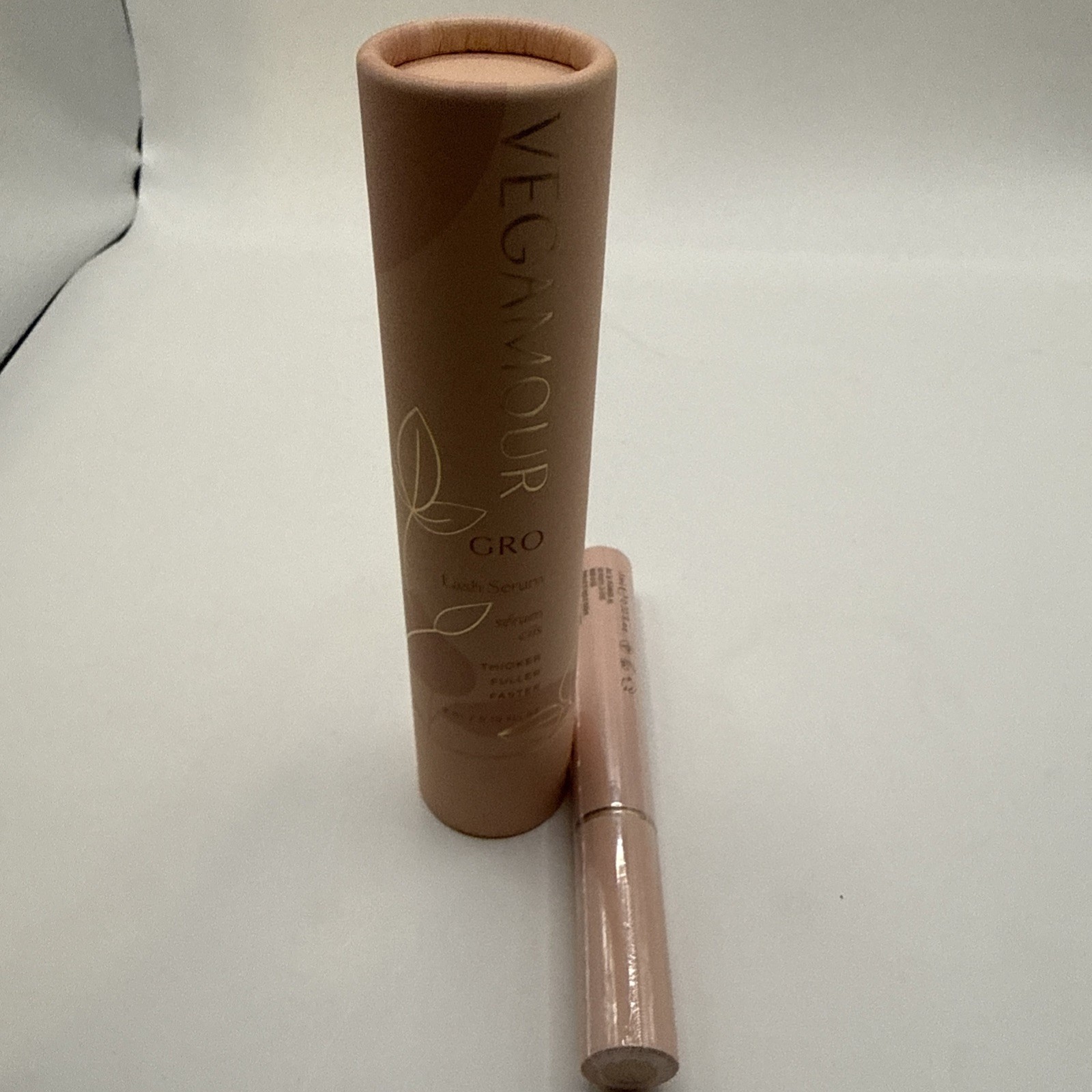 Vegamour GRO Volumizing Lash Serum 3 mL / .10 Fl Oz Sealed ✨