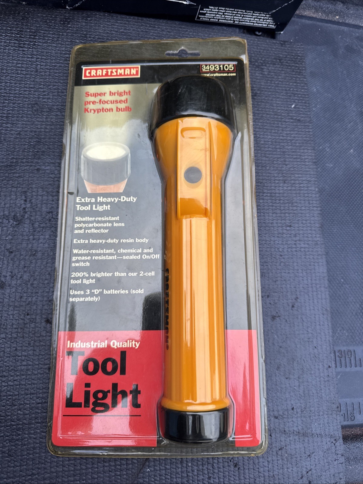 Rare Sears Craftsman Yellow Tool light 93105 3d Cell Flashlight Nos