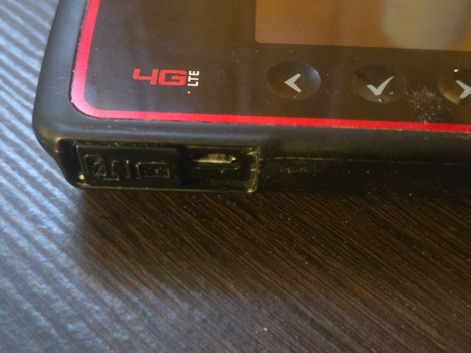 Verizon Jetpack 4G LTE Mobile Hotspot Powers On Needs New Charging Cable