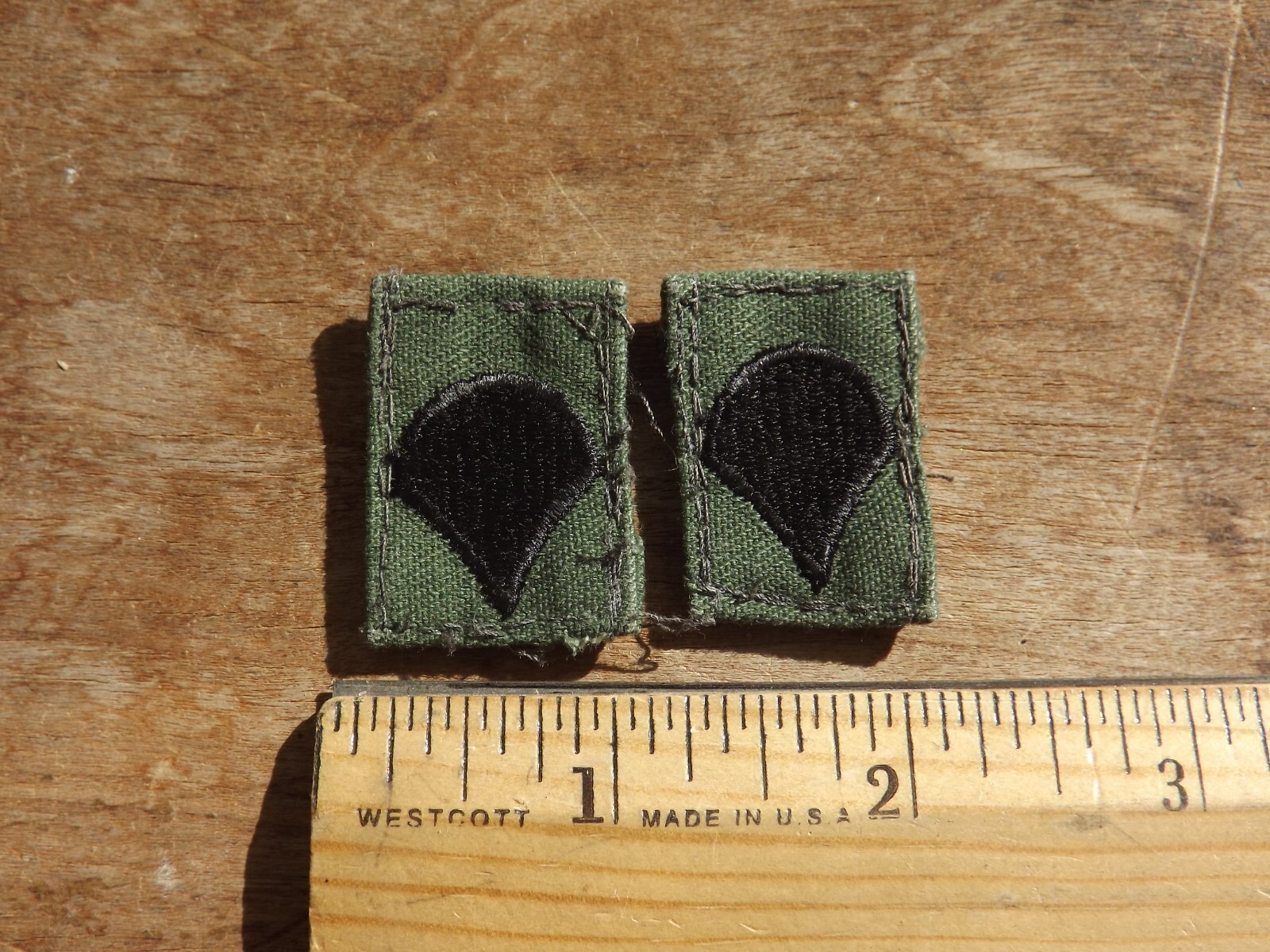 Pair, Army Specialist Collar Insignia - INV# A5066