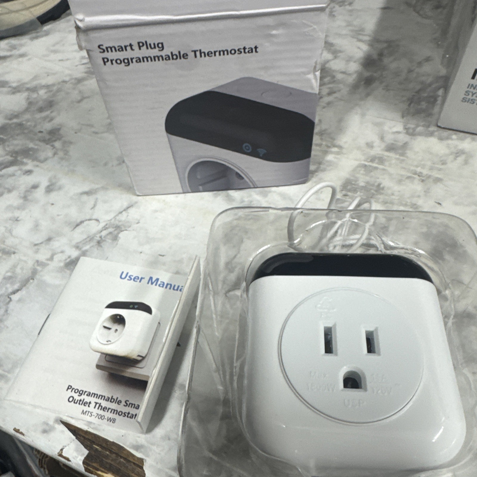 Smart Plug Programmable Thermostat Open Box