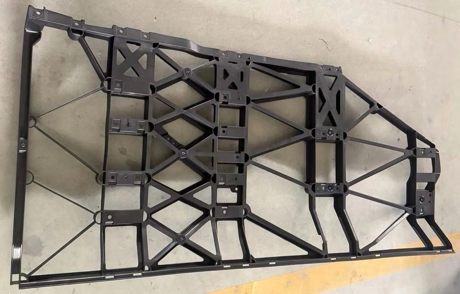 Rear Side Fairing Panels Mounting Bracket Left Side Kenworth T680 Next Gen 2022+