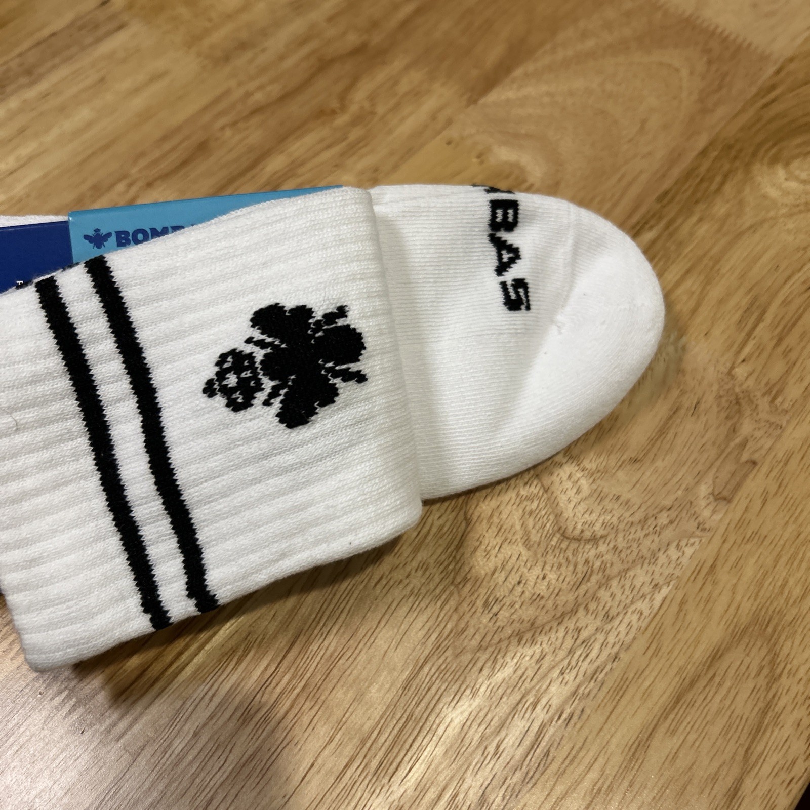 Bombas Core Classic Unisex Original Half Calf Socks White Size Large Cotton