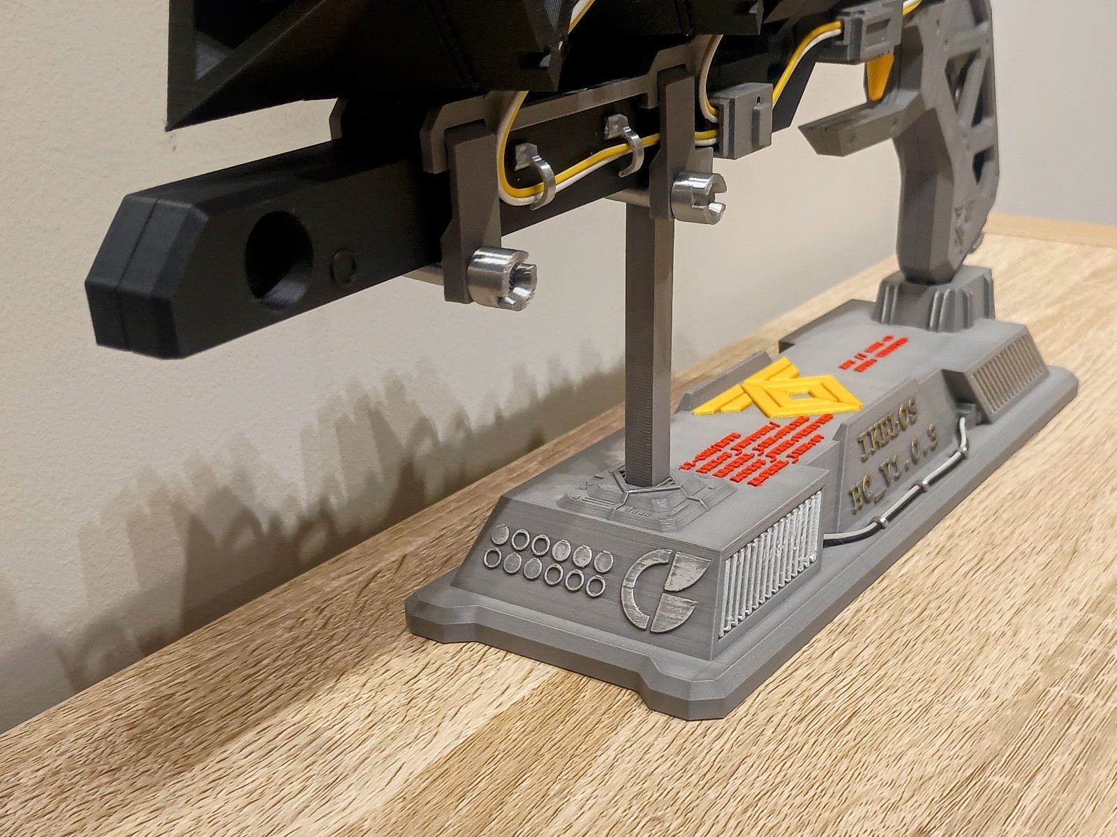 Destiny 2 IKELOS Hand Cannon Replica Prop with Custom Display Stand