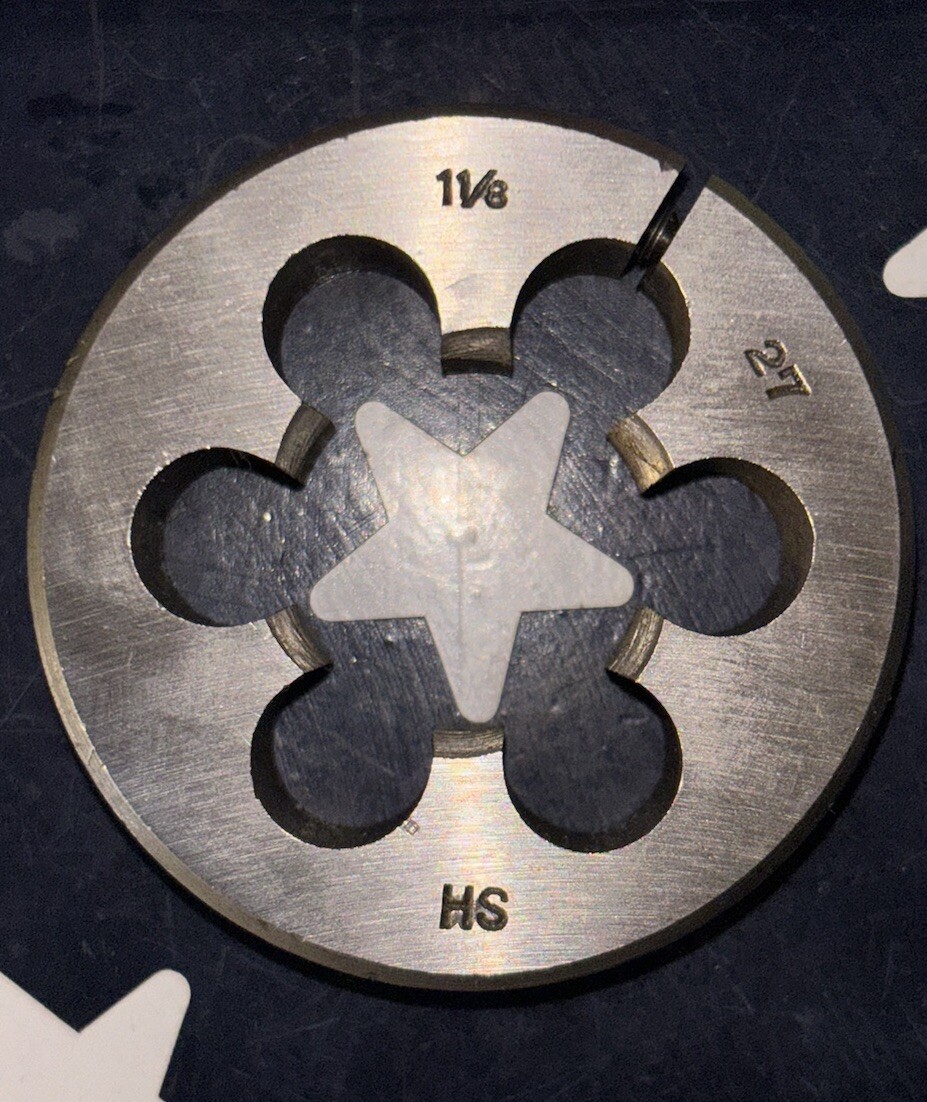 ALFA 1-1/8” 27 HS HSS Adjustable Round Die     TPI: 27    1-1/8”     ONE PIECE