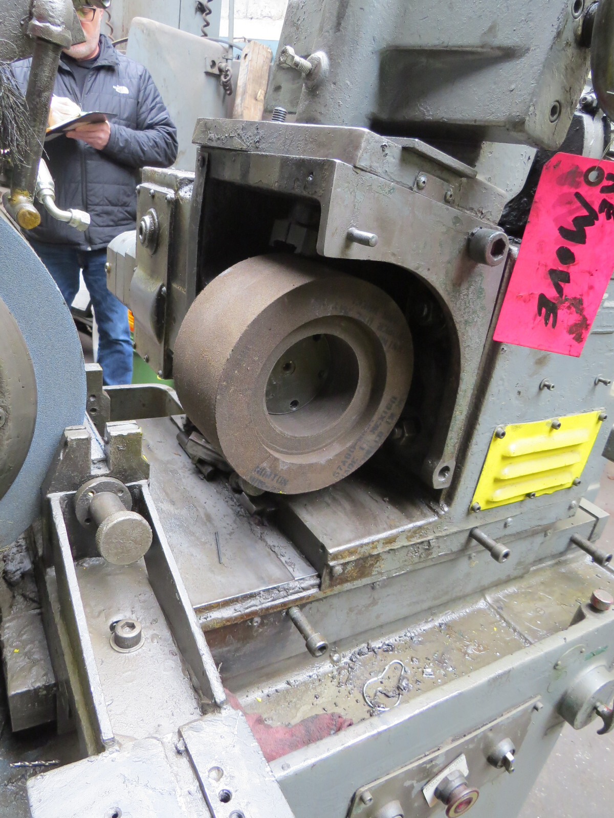 Cincinnati #107-4 Centerless Grinder