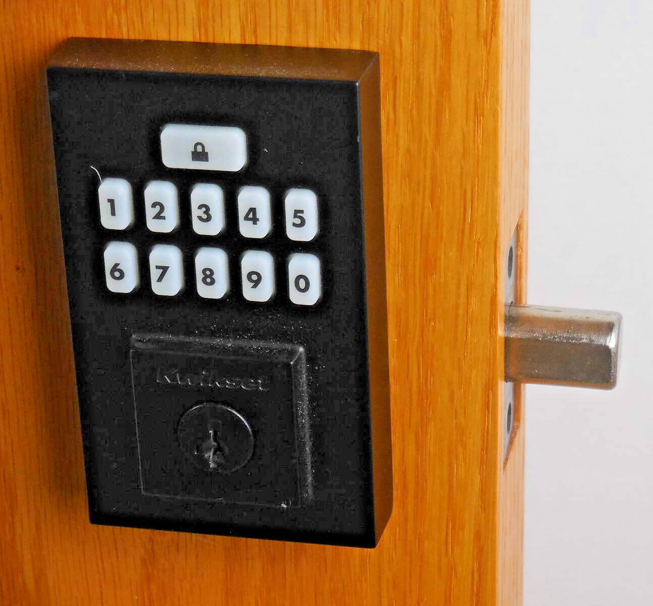 Kwikset Smartcode 260 Keypad Electronic Deadbolt Matte Black 9260CNT514 #932