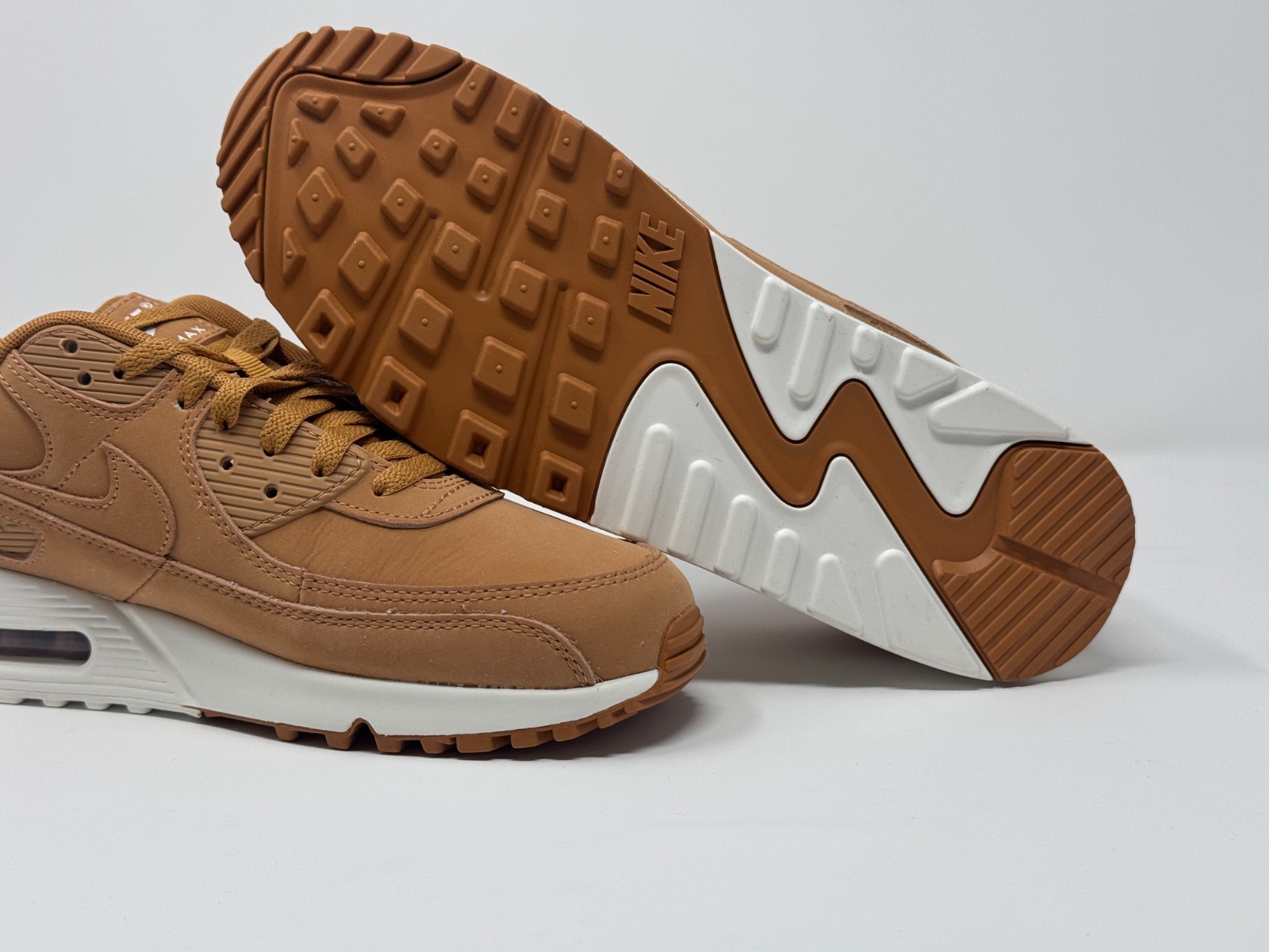Nike Air Max 90 Premium Wheat Flax Sail Men's Shoes Sneakers New HJ3153-200