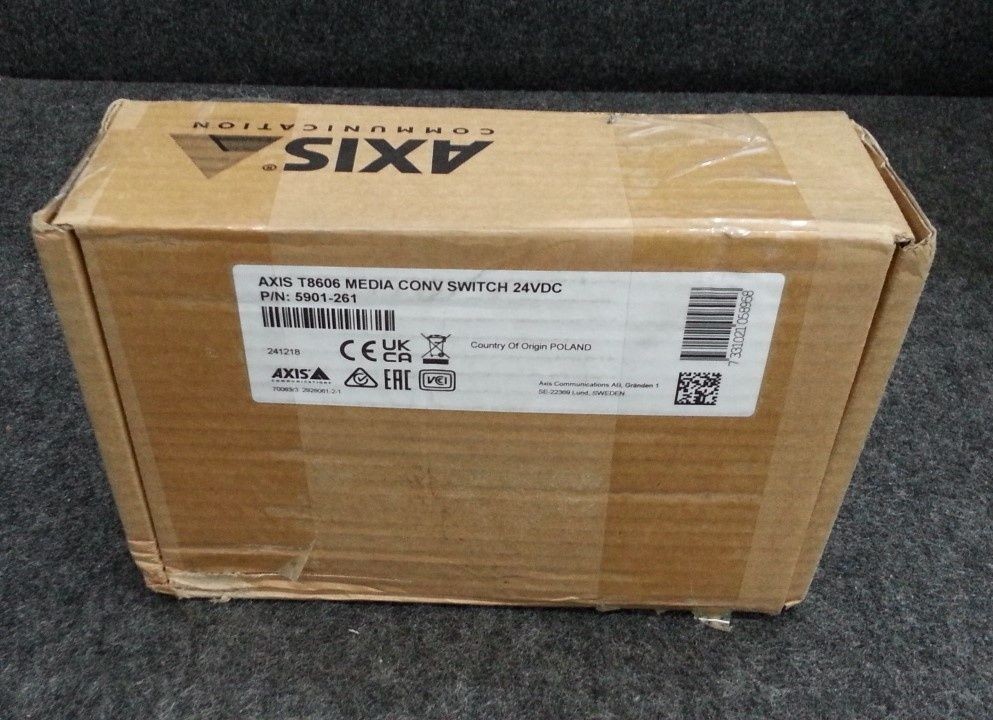 AXIS COMMUNICATIONS T8606 Media Converter Switch 24V DC