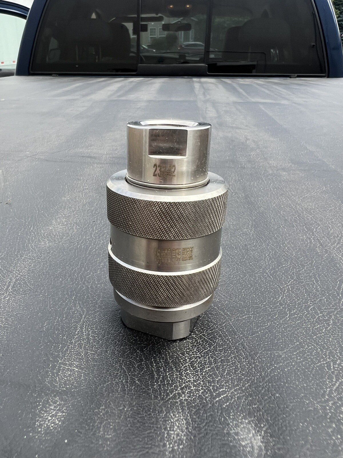 Inline High Pressure Swivel, 1/2" NPTF x 1/2" NPTF, 15,000 PSI