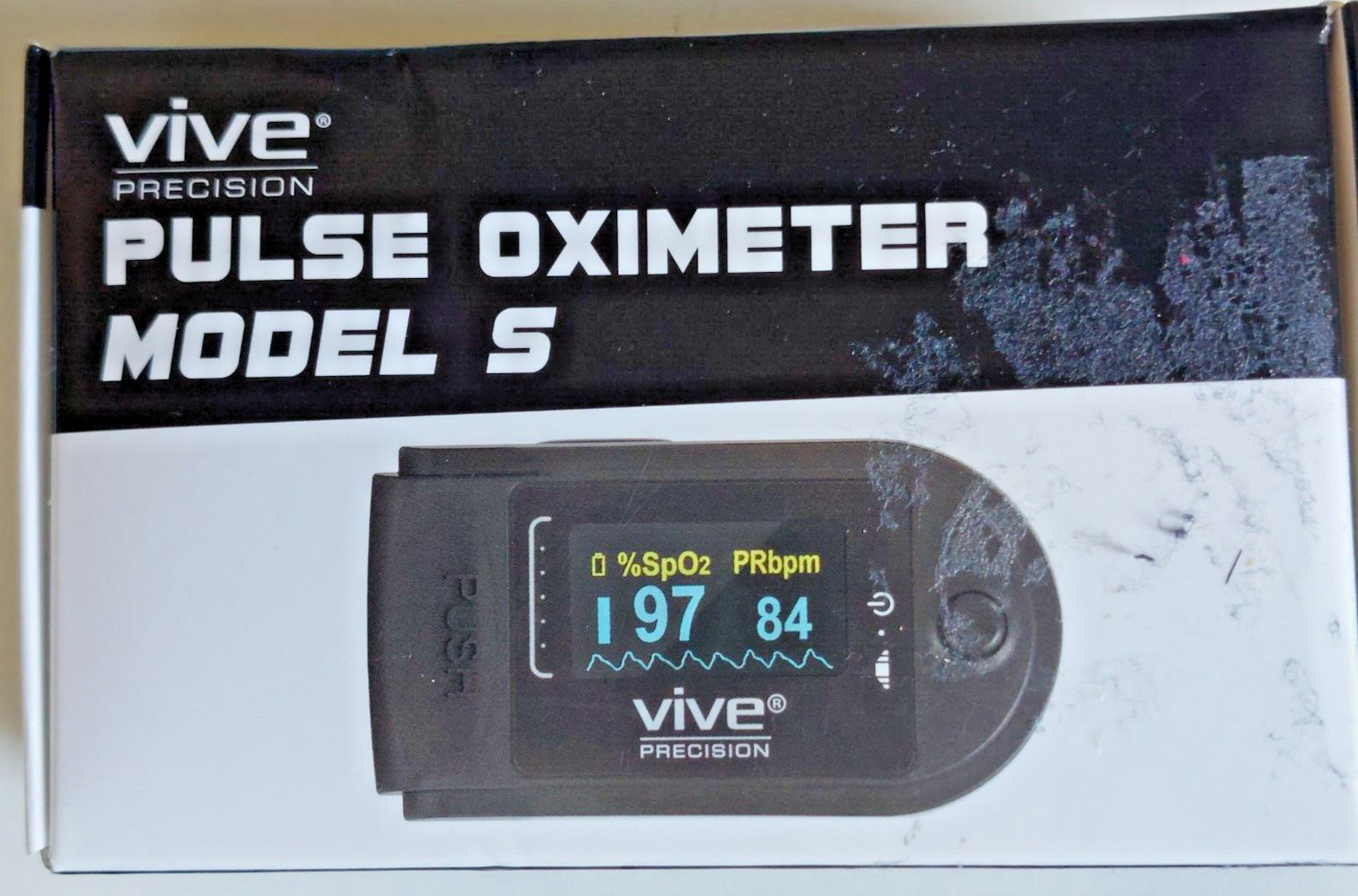Vive SP02 Pulse Oximeter Model S Fingertip Bluetooth includes Case,  Batteries