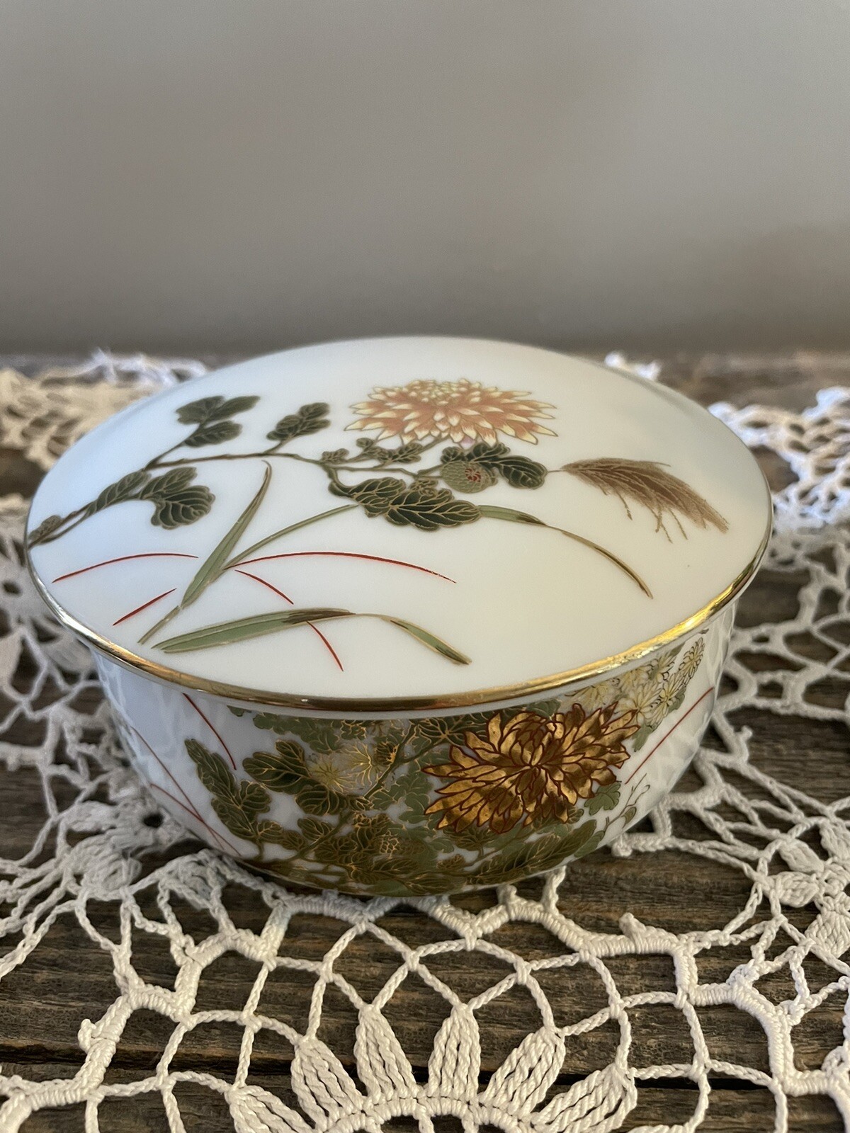 Trinket Box Vintage Floral Design