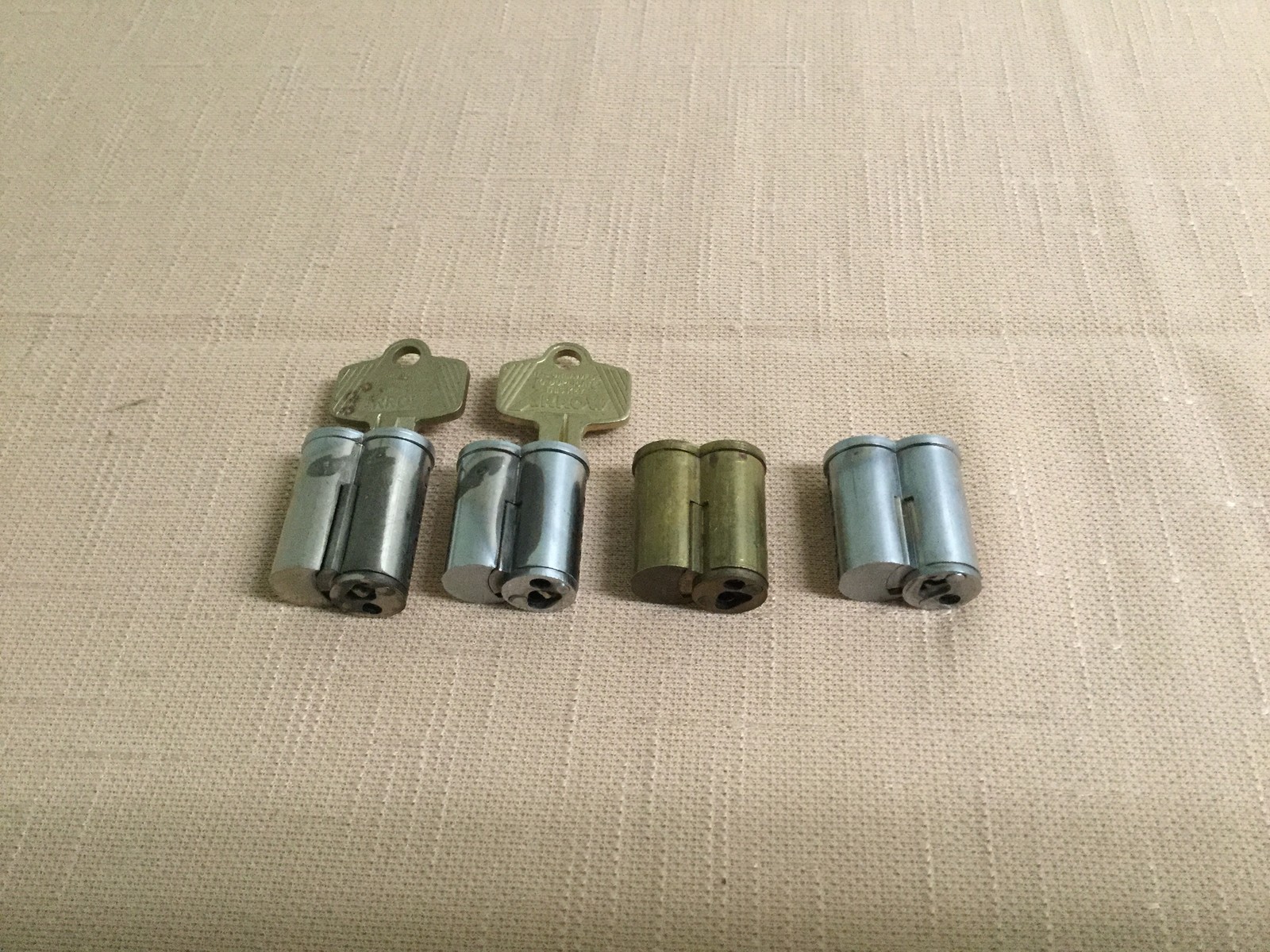 Arrow Ori, IC Core Cylinders, 1 C Keyway, 2 Key blanks, Set of 4 - Locksmith