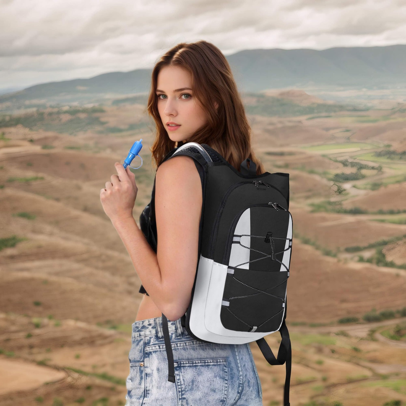 Hydration Backpack - Lightweight Hiking Water Backpack With 2l Water Bladder