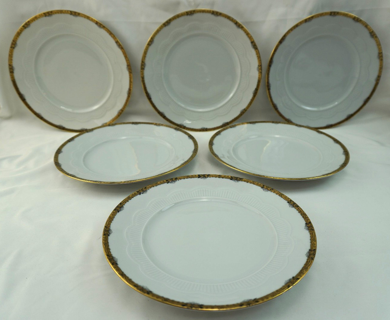 Seltmann Weiden 11073 Gold Black Trim (6) Salad Plates, 7 5/8"   (B63)