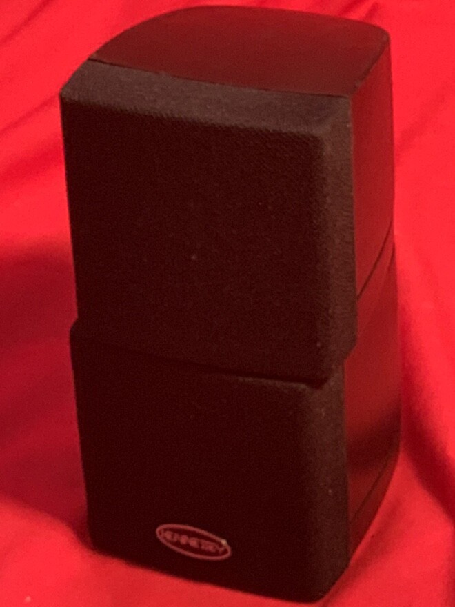 Hennessey Satellite Stacked Speaker