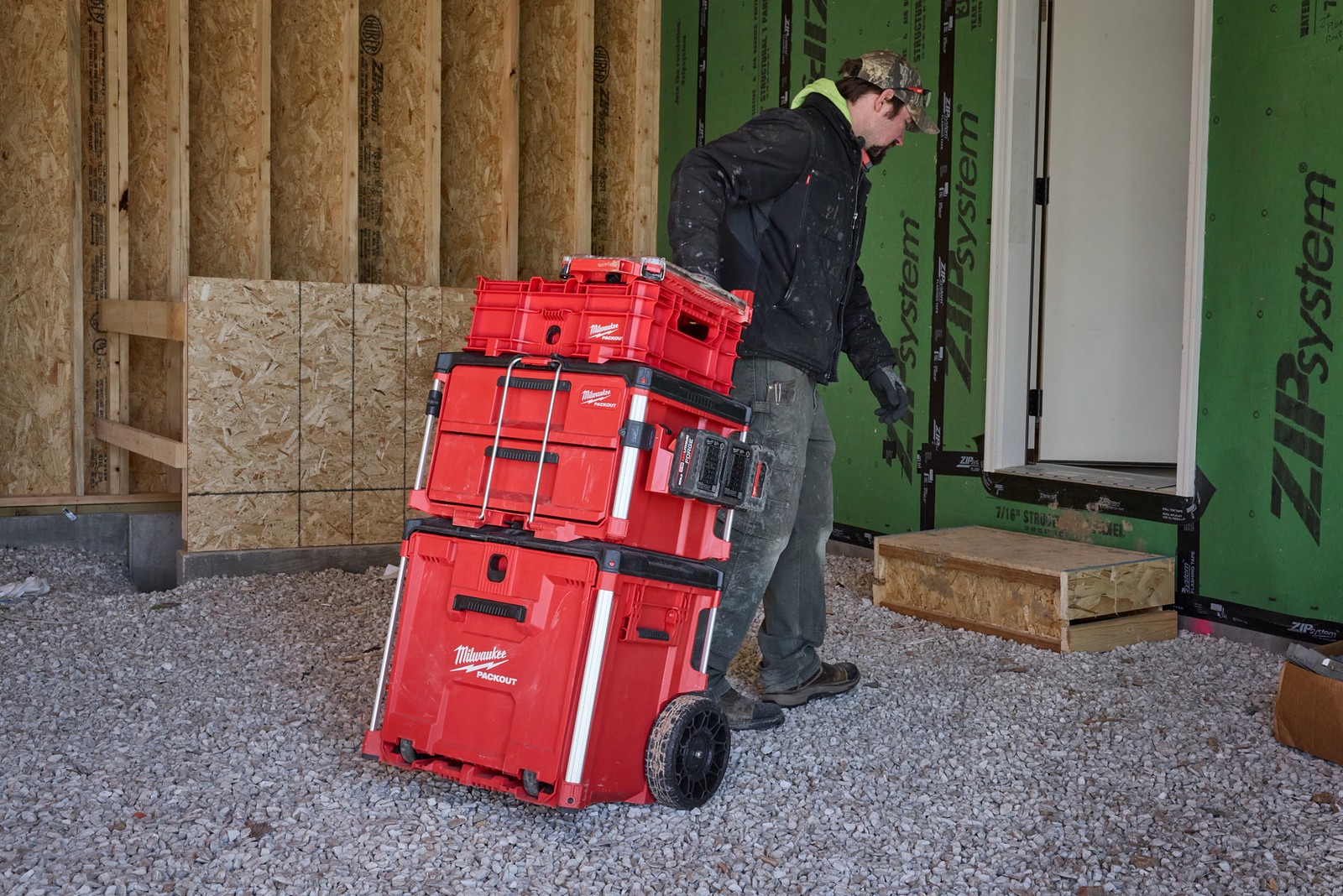Milwaukee Tool 48-22-8438 PACKOUT Low-Profile Crate