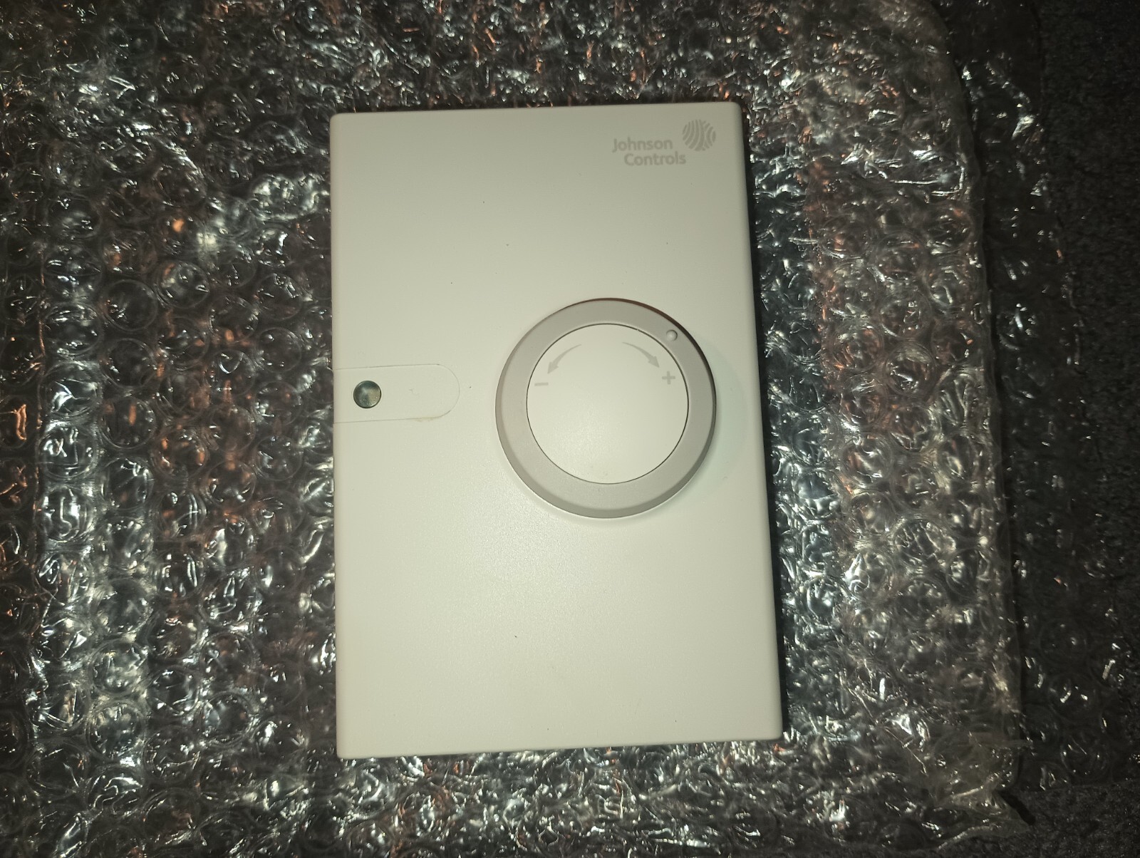 JOHNSON CONTROLS - NS-BTF7001-0 Network Zone Sensor, Room Temperature Sensor