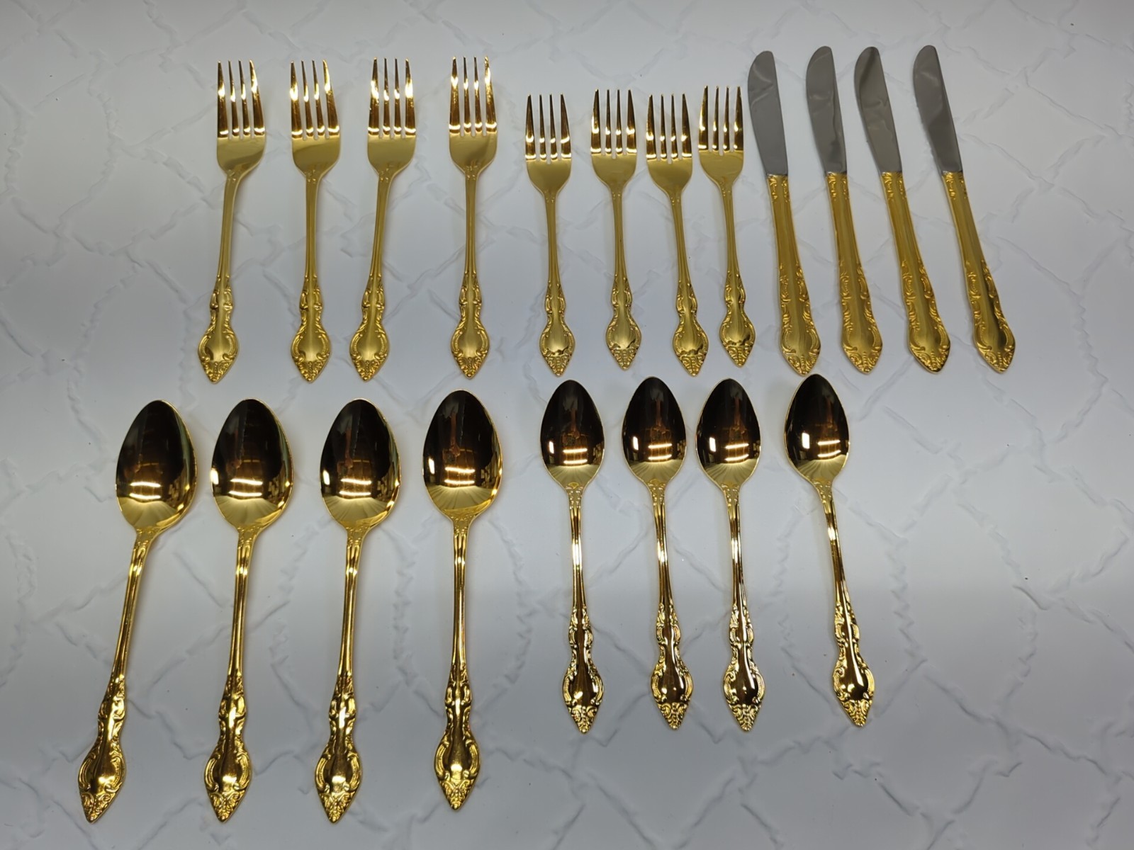 20 PIECE SET ROGERS BY KENWOOD STAINLESS GOLD COLORED FLATWARE JAPAN