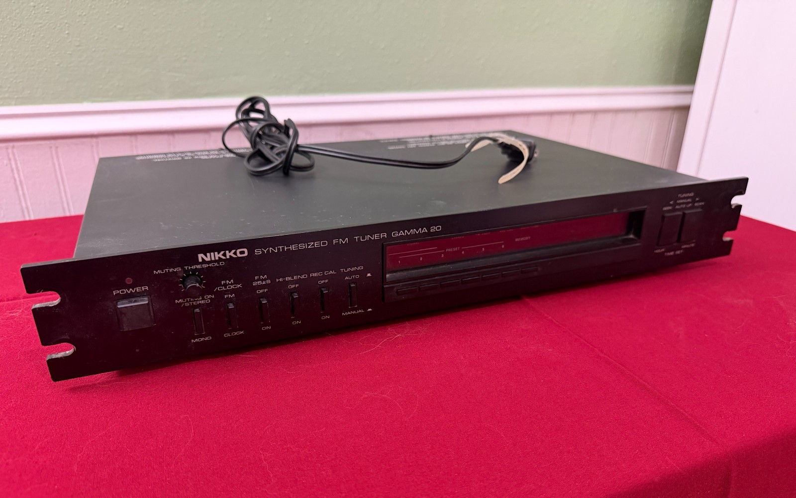 Nikko Gamma 20 Vintage FM Tuner - Rack mountable