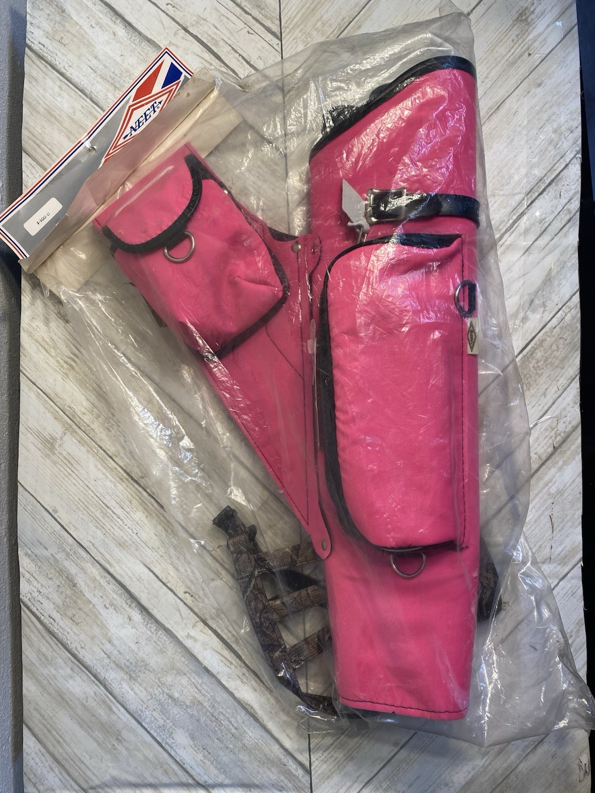 Neet Archery Hip Quiver Hot Pink T100 New