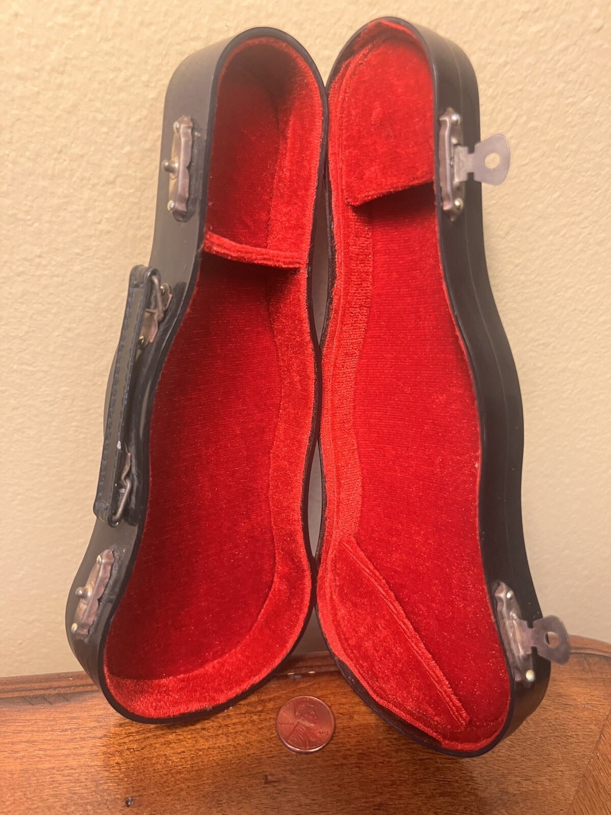 Minature Black Guitar Case Trinket Box Gift Box Jewelry Box Red Velvet Interior