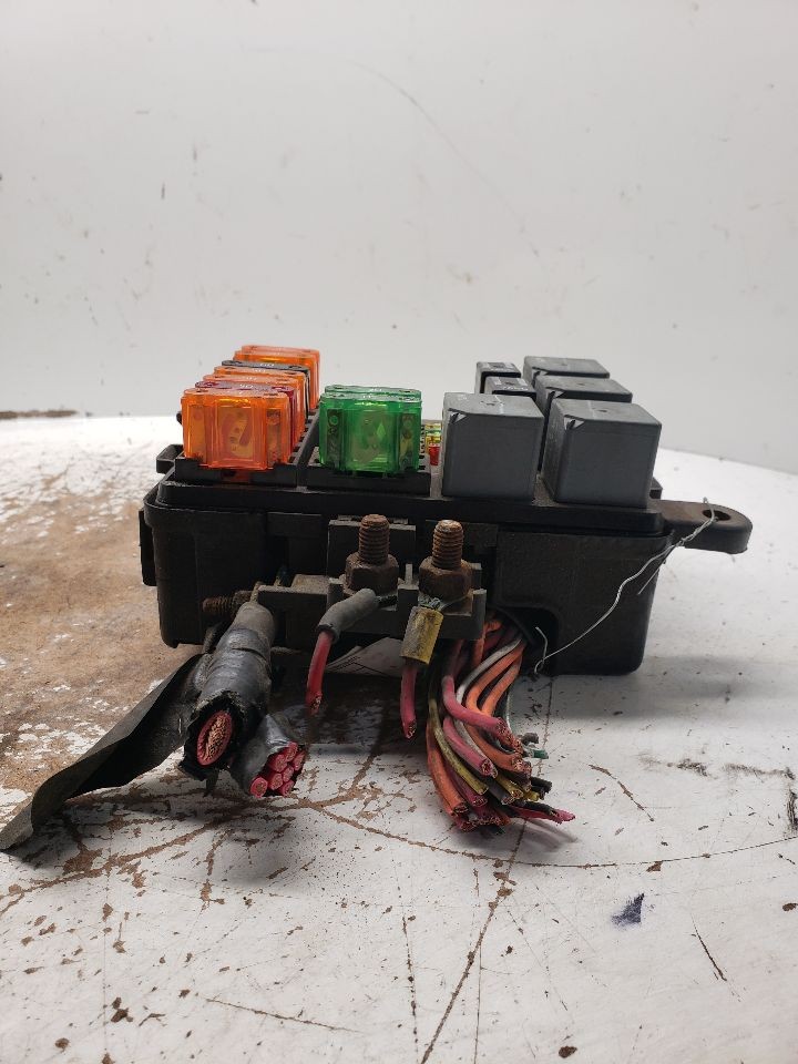 Used Fuse Box Engine fits: 2000 Chevrolet Astro  Grade A