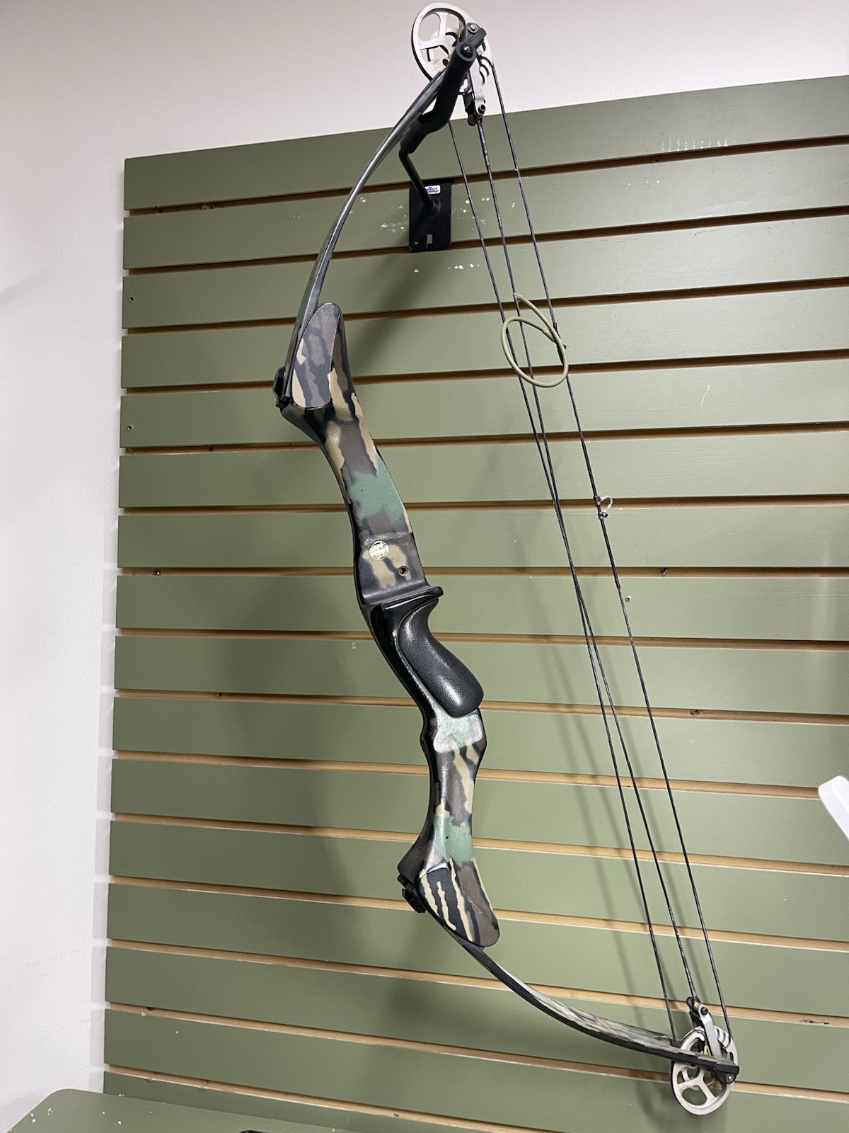 PSE Carroll Intruder Compound Bow, 50-60#, 30", RH.