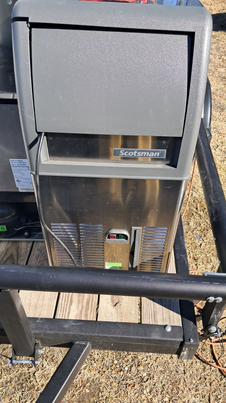 Ice Maker - Ss Under Counter Scotsman CU0515GA-1A