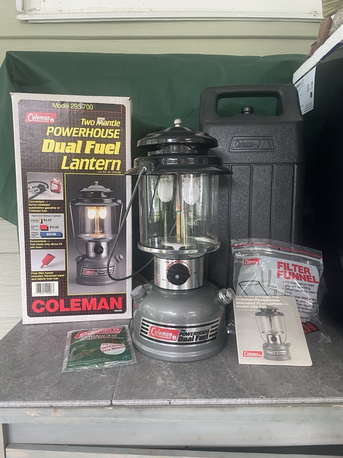 Coleman Powerhouse Dual Fuel Lantern Silver/Black MPN 295-700T w/ Case