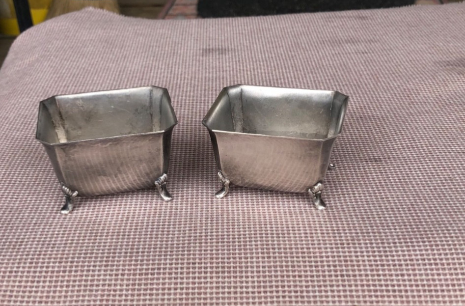 Vtg Set of 2 Silverplated Footed Salt Cellar or Nut Dishes ~ 1.75" T X 2.75" W