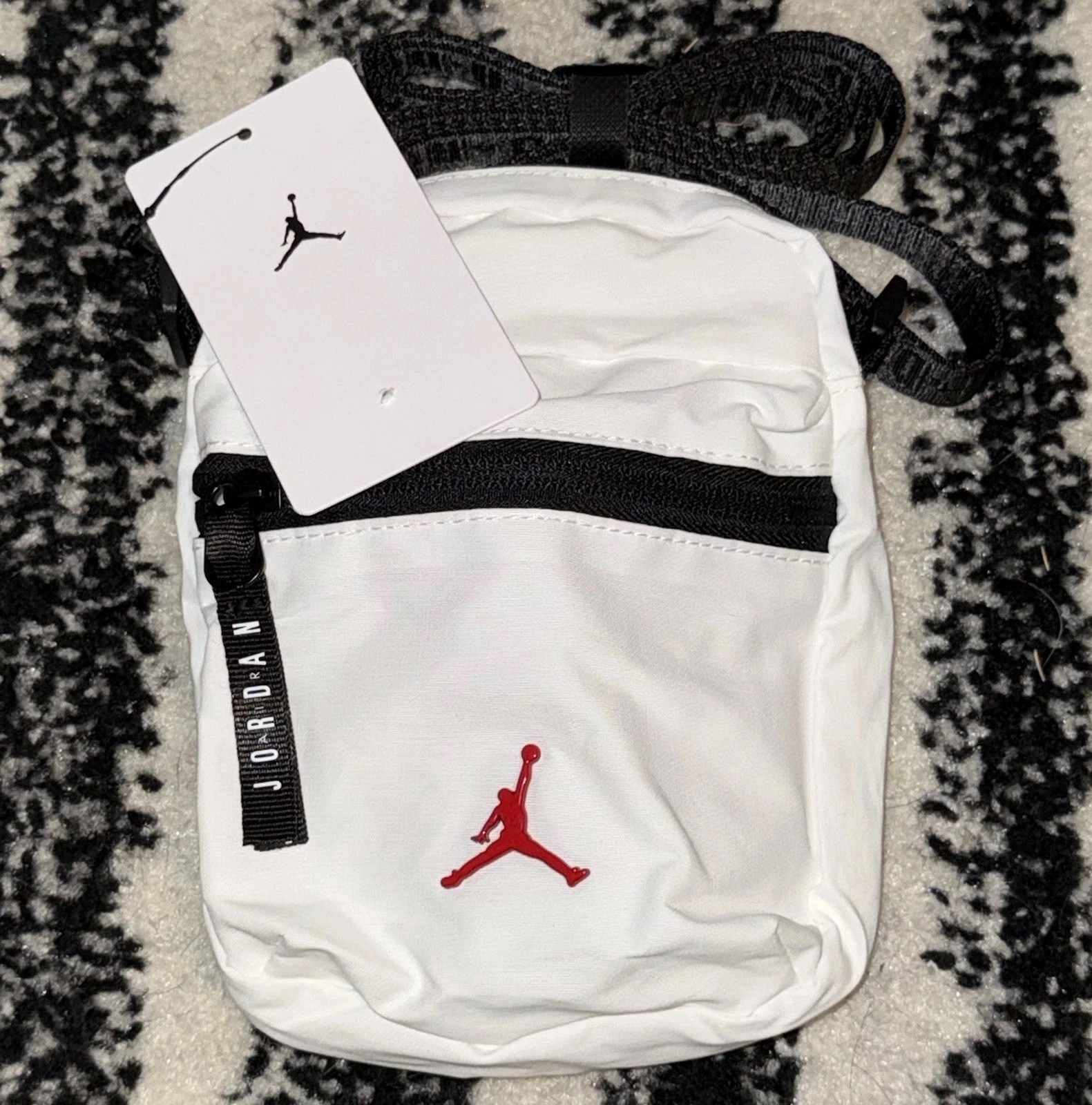 Nike Jordan Retro 11 Unisex Festival Bag Shoulder Crossbody Bag White 9A0631-001