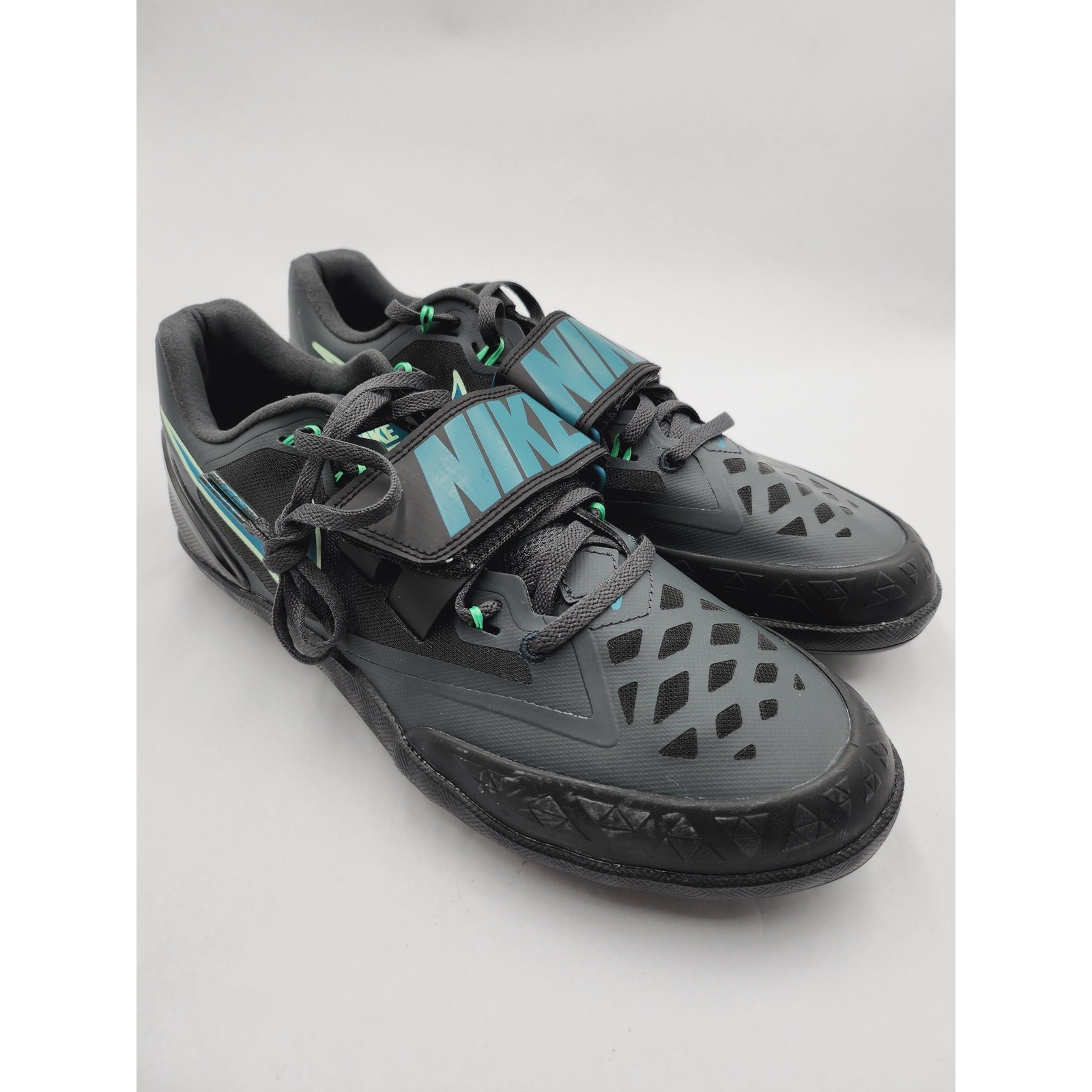 Mens Size 10.5 Nike Track & Field Shoes Zoom Rotational 6 Black Blue FZ9606-001
