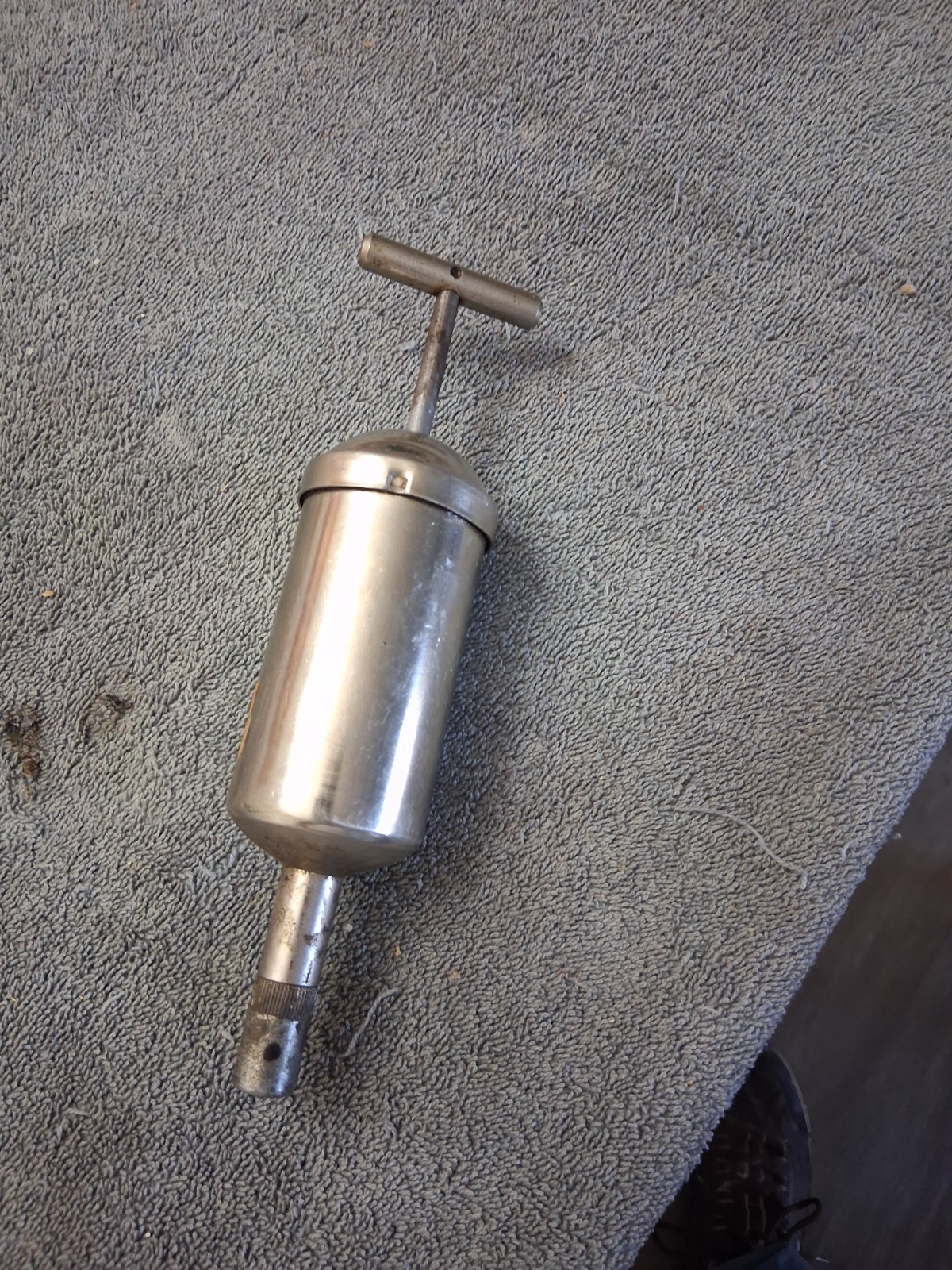 k-p manufacturing mini grease gun