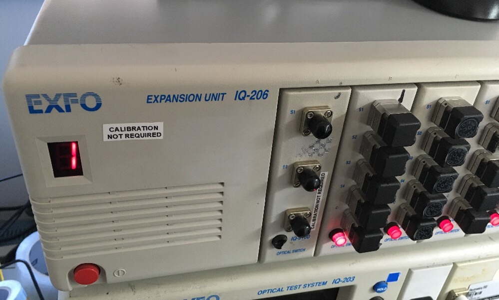 EXFO Expansion Unit IQ-206, Tested, Working (no Modules Included)