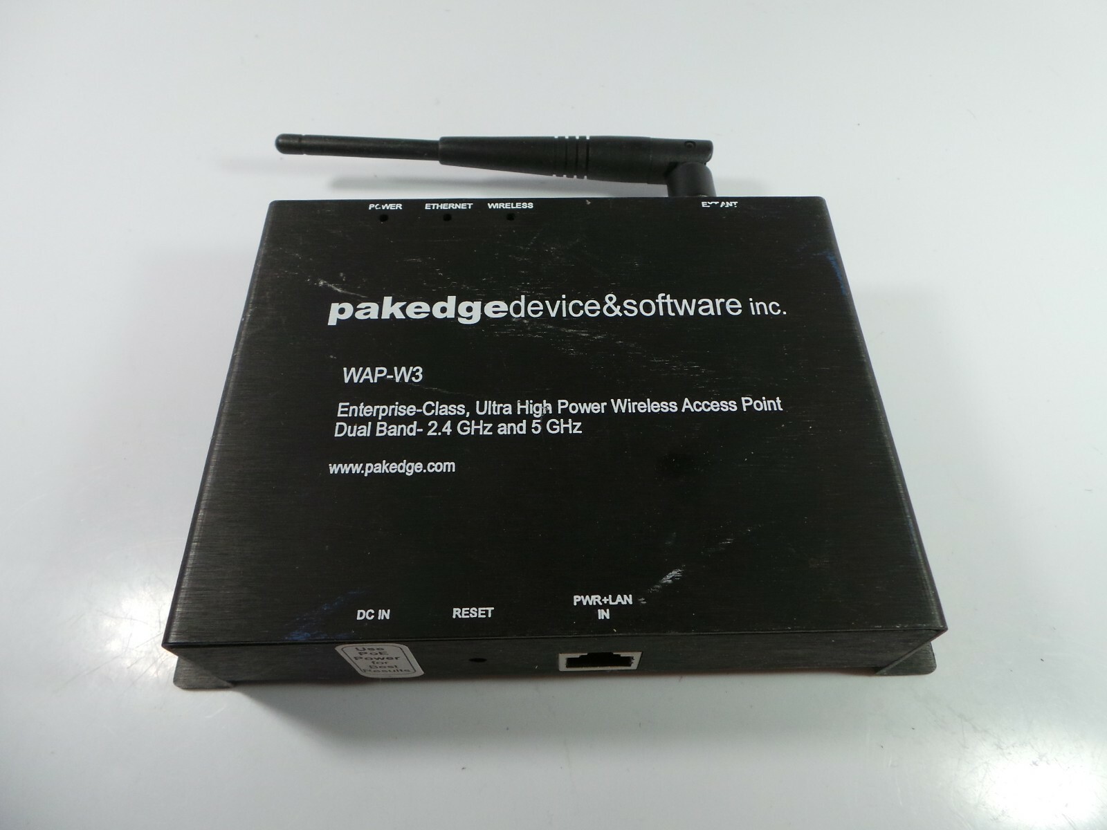 Pakedge Enterprise Class Wireless Access Point WAP-W3 - NO AC ADAPTER