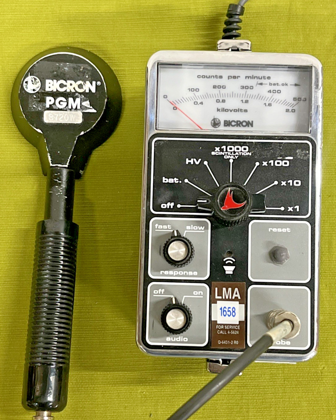 Bicron Surveyor M Radiation Survey Meter & Bicron Detector (Pancake Style)
