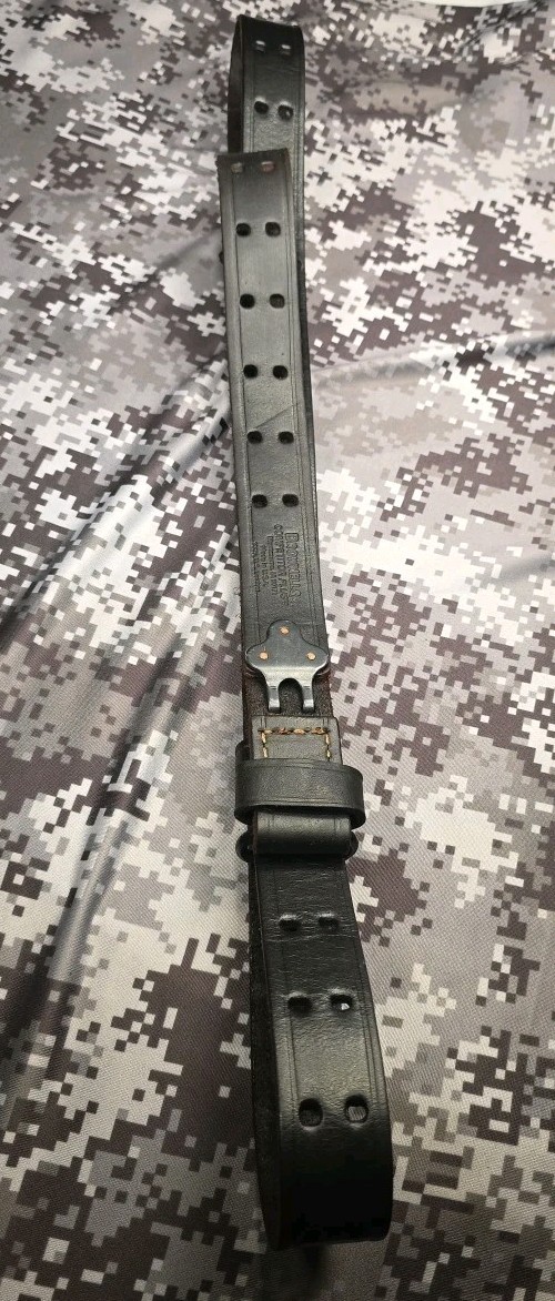 BROWNELLS COMPETITOR PLUS USA 1 1/4" LEATHER BUCKLE RIFLE SLING WITH SWIVELS