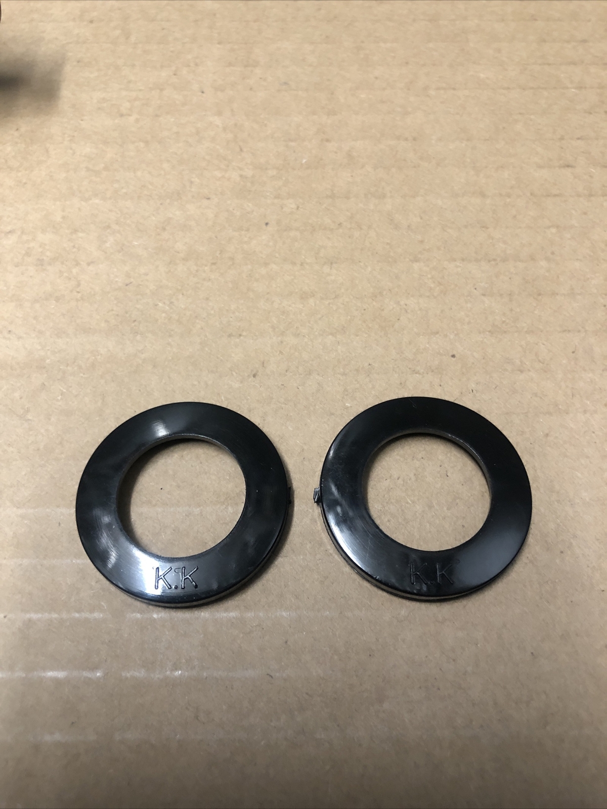 (2) KK Bmx Rear Hub BEARING COVER/CAP For Gt Mohawk Race Lace Mongoose Freestyle