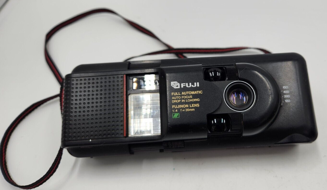 FUJI DL-50 35mm  Point & Shoot Film Camera