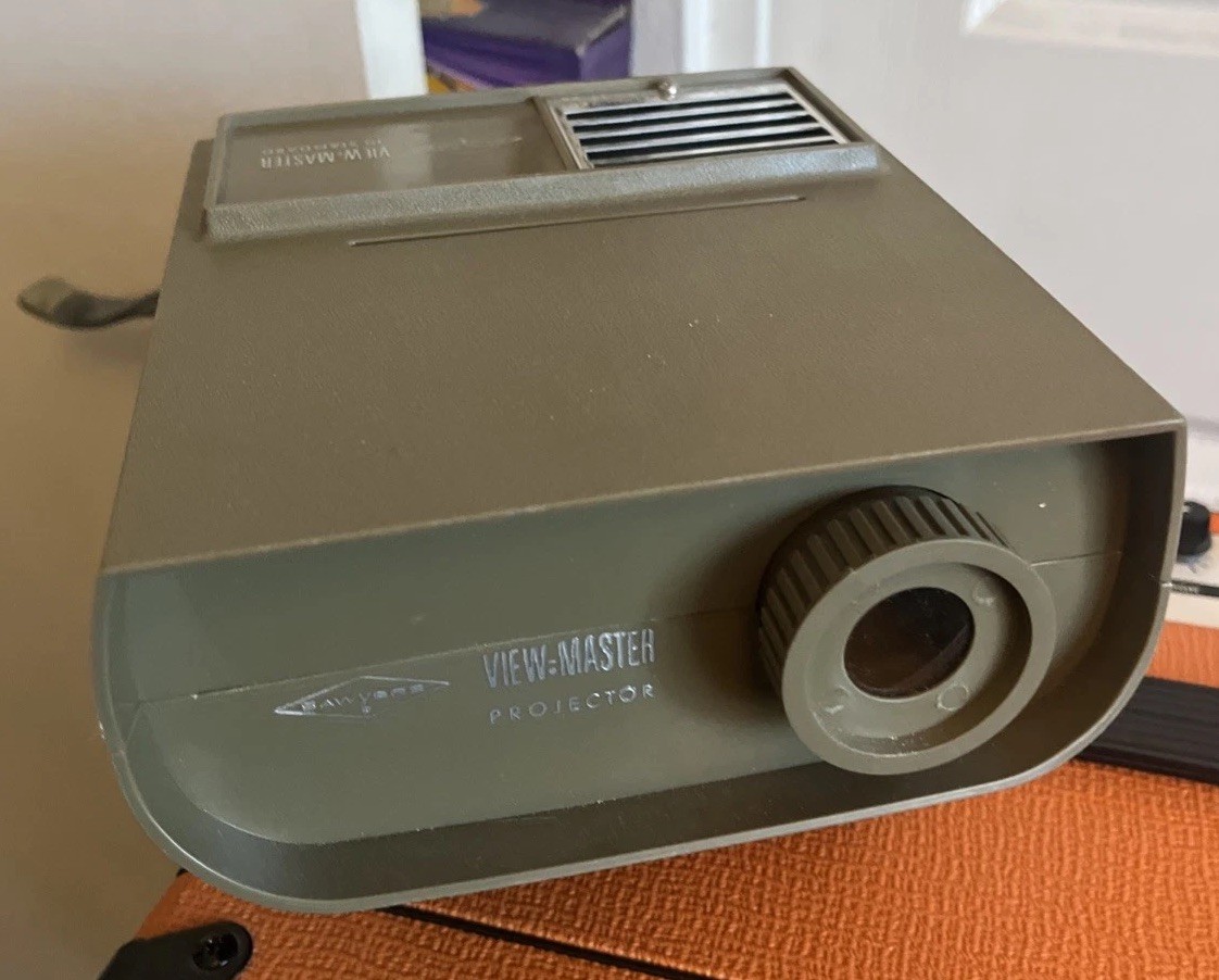 Vintage Sawyers View-Master Model 30 Projector - 1950s Retro 3D Reel Viewer USA