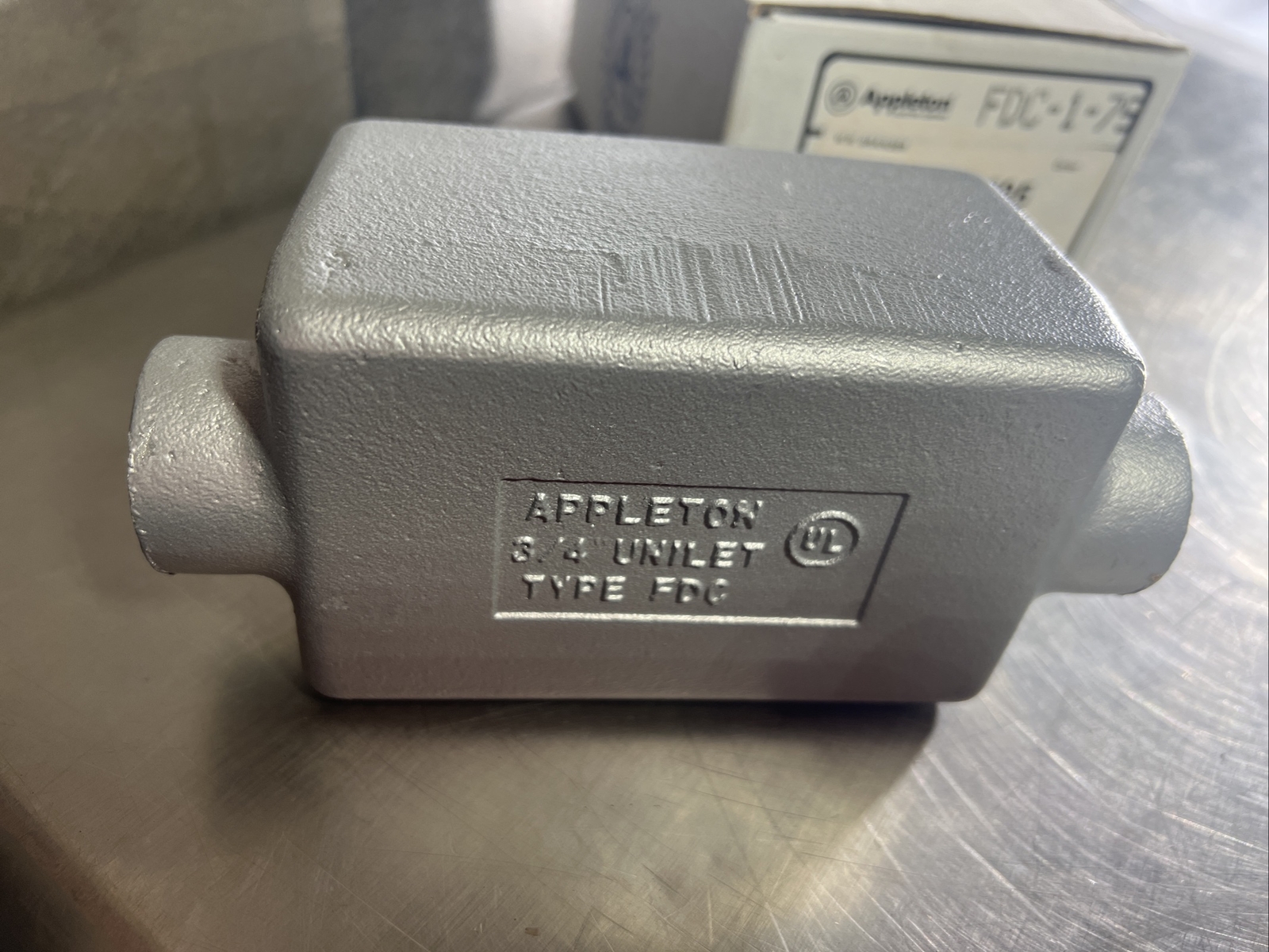 Appleton 5E795 Outlet Box FDC-175 Nos Surplus