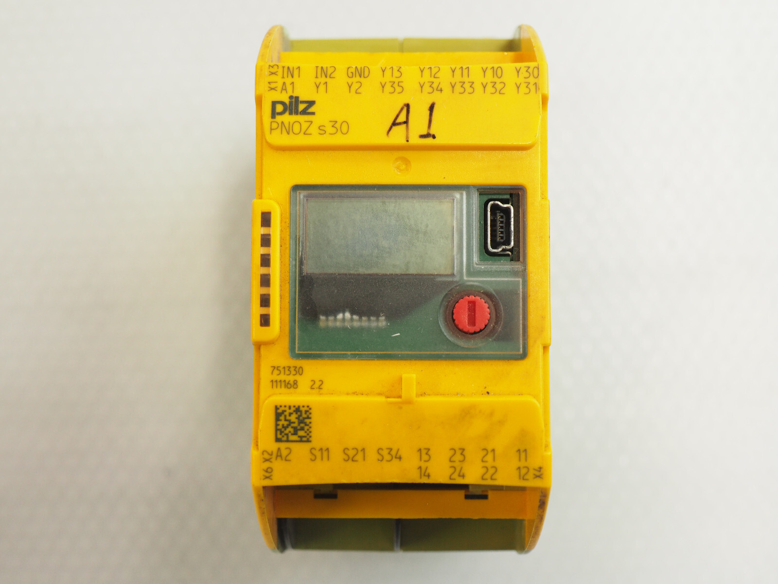 PILZ PNOZ s30 751330 24-240VACDC Speed Monitoring Safety Relay