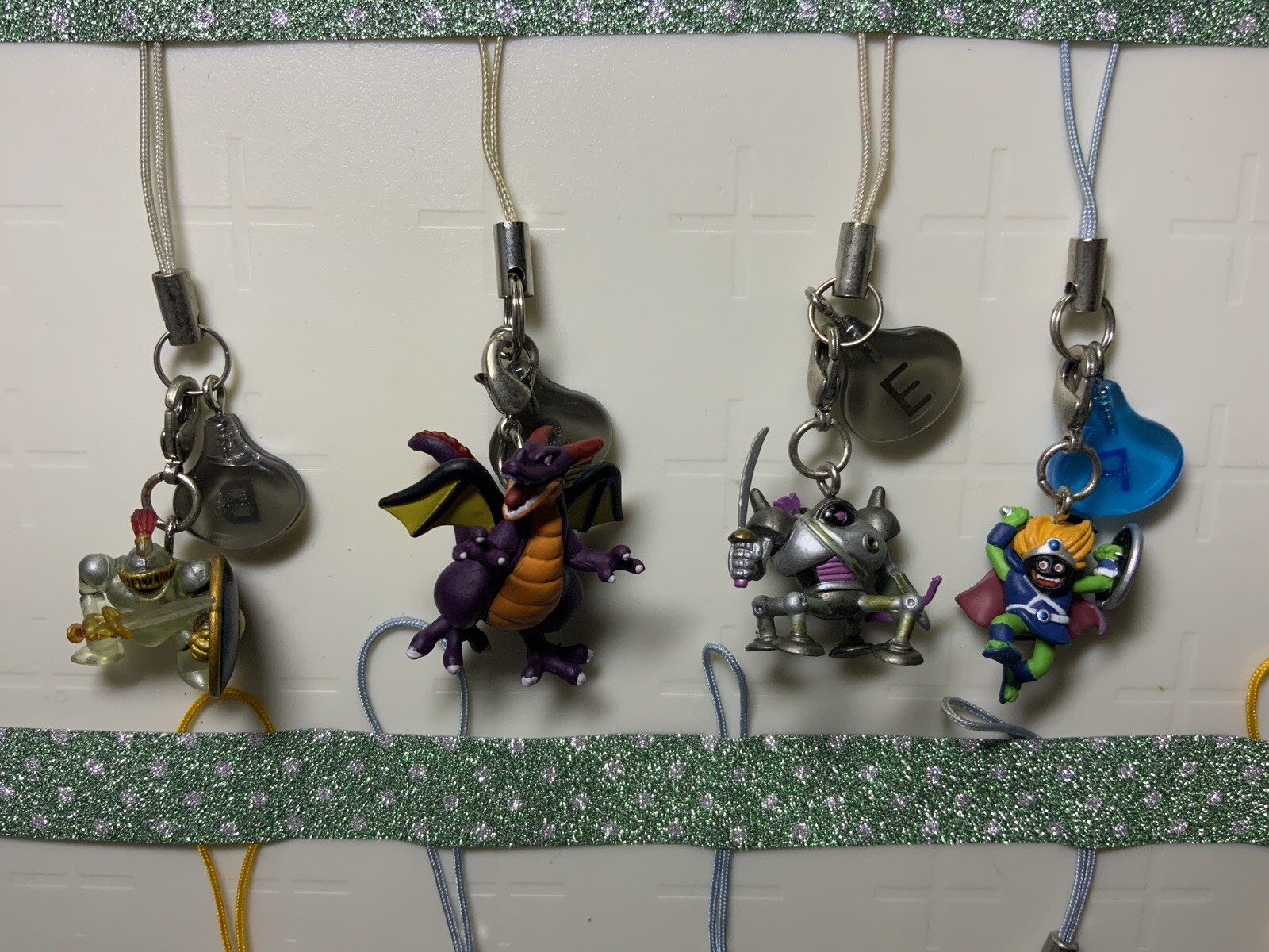 Dragon Quest Minifigure Mascot Strap 12 pc. Sooooooo Cute