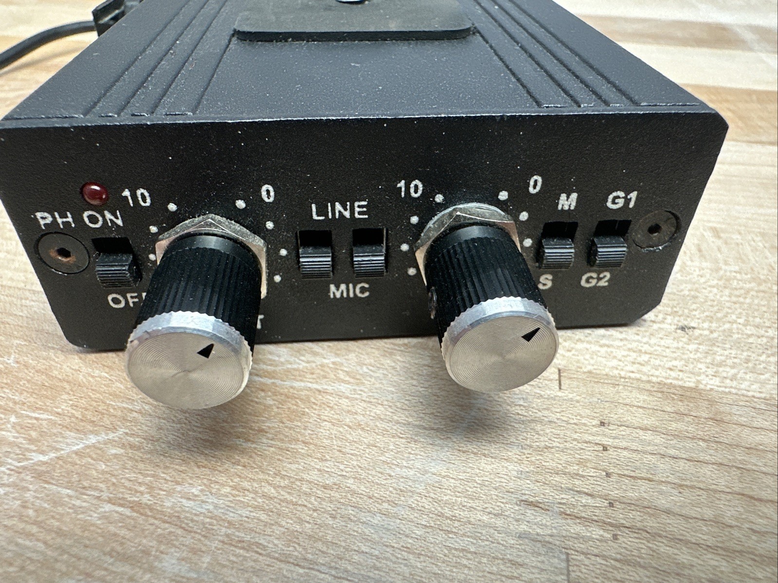 BEACH TEK DXA-6V Dual Phantom Power XLR ADAPTER